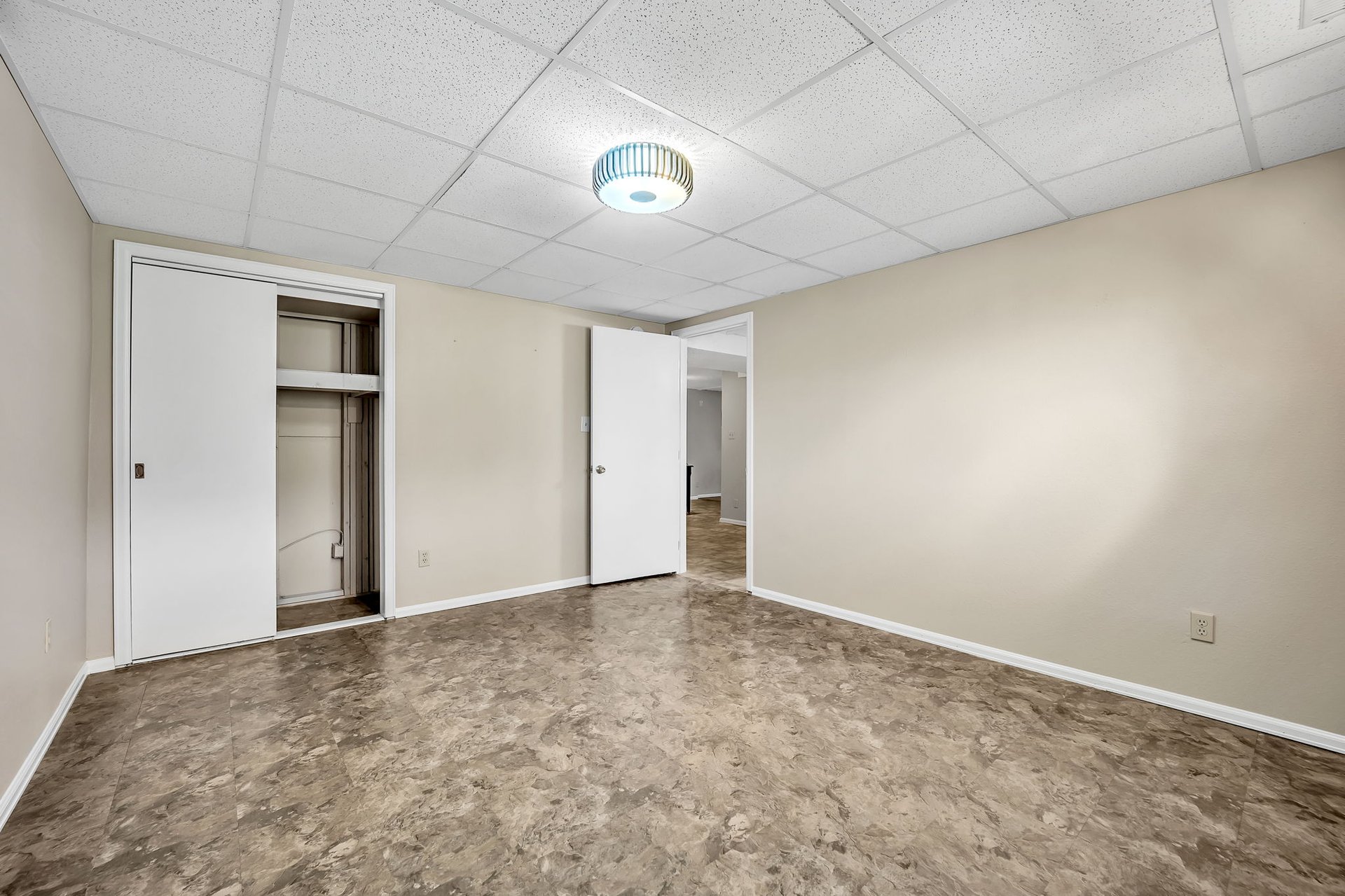 214 Crystal Hills Boulevard