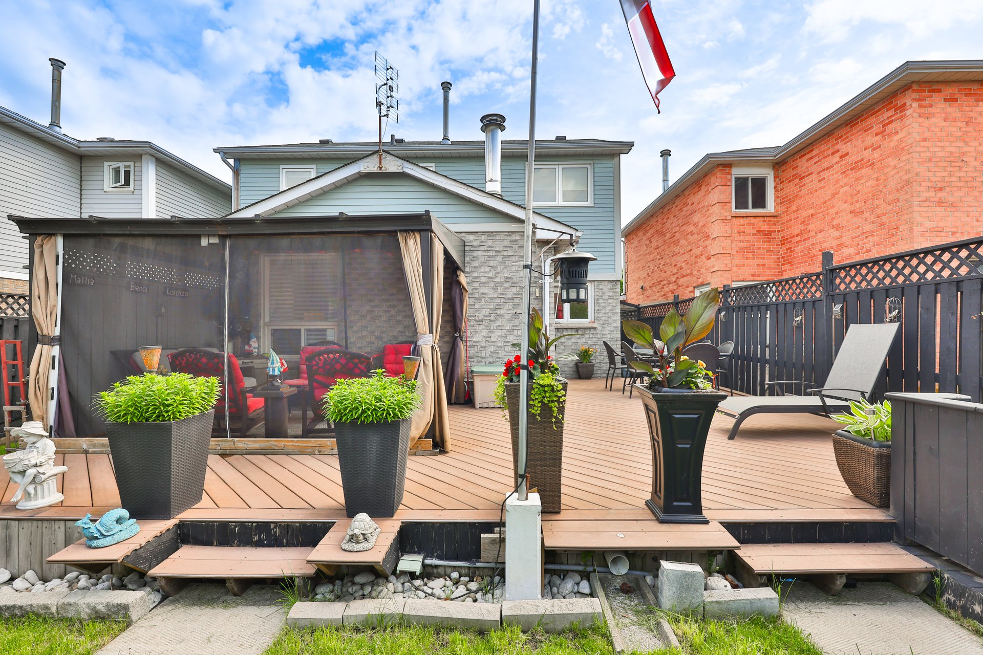 3316 Flower Patch Crt