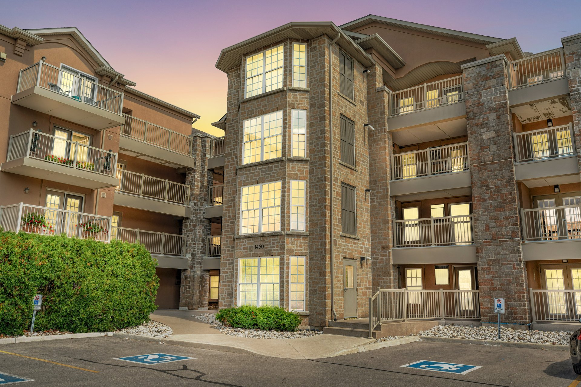 1460 Bishops Gate, Suite 212