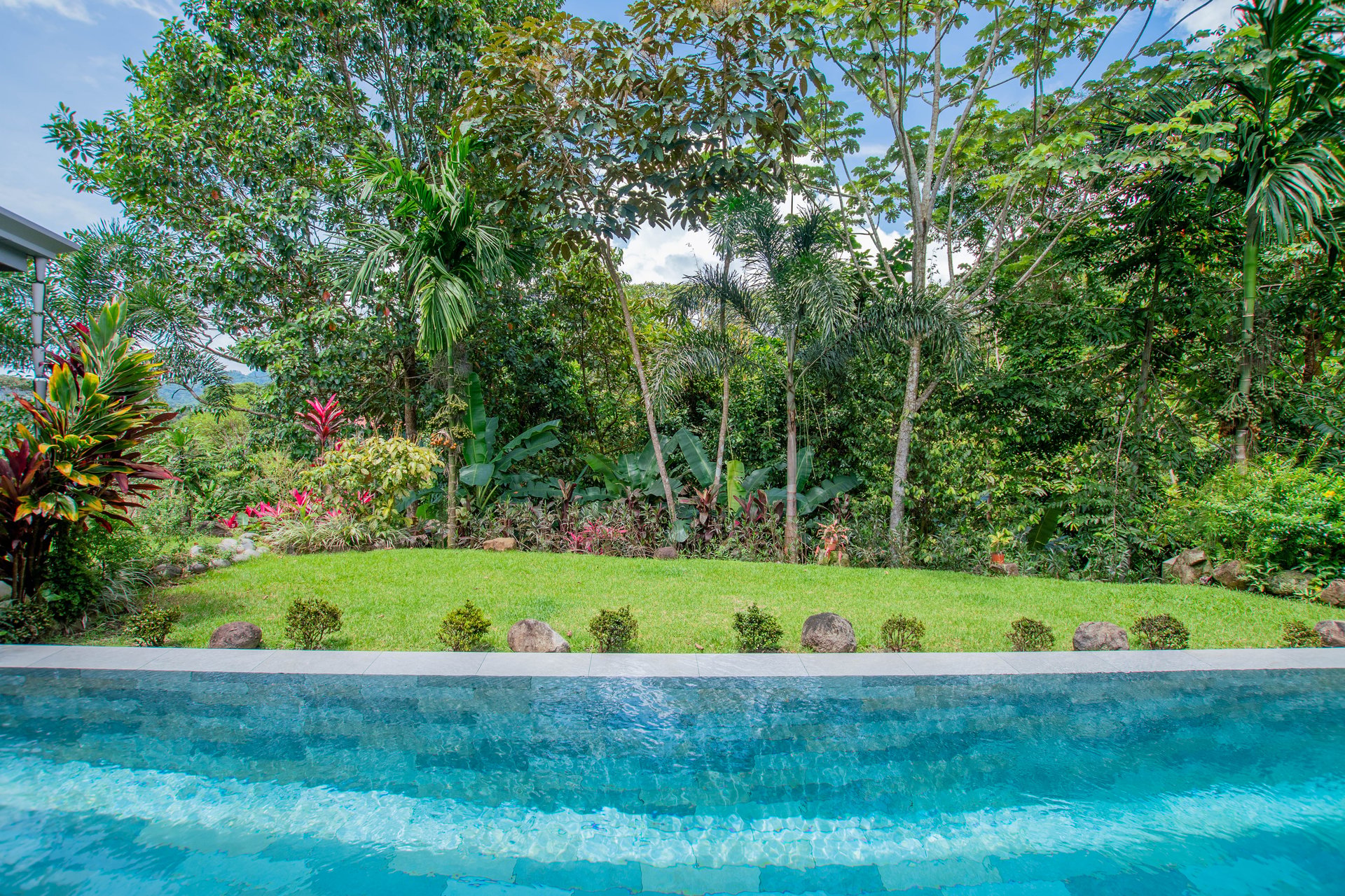 Year Round Sunsets at this Beautiful House + Guest House