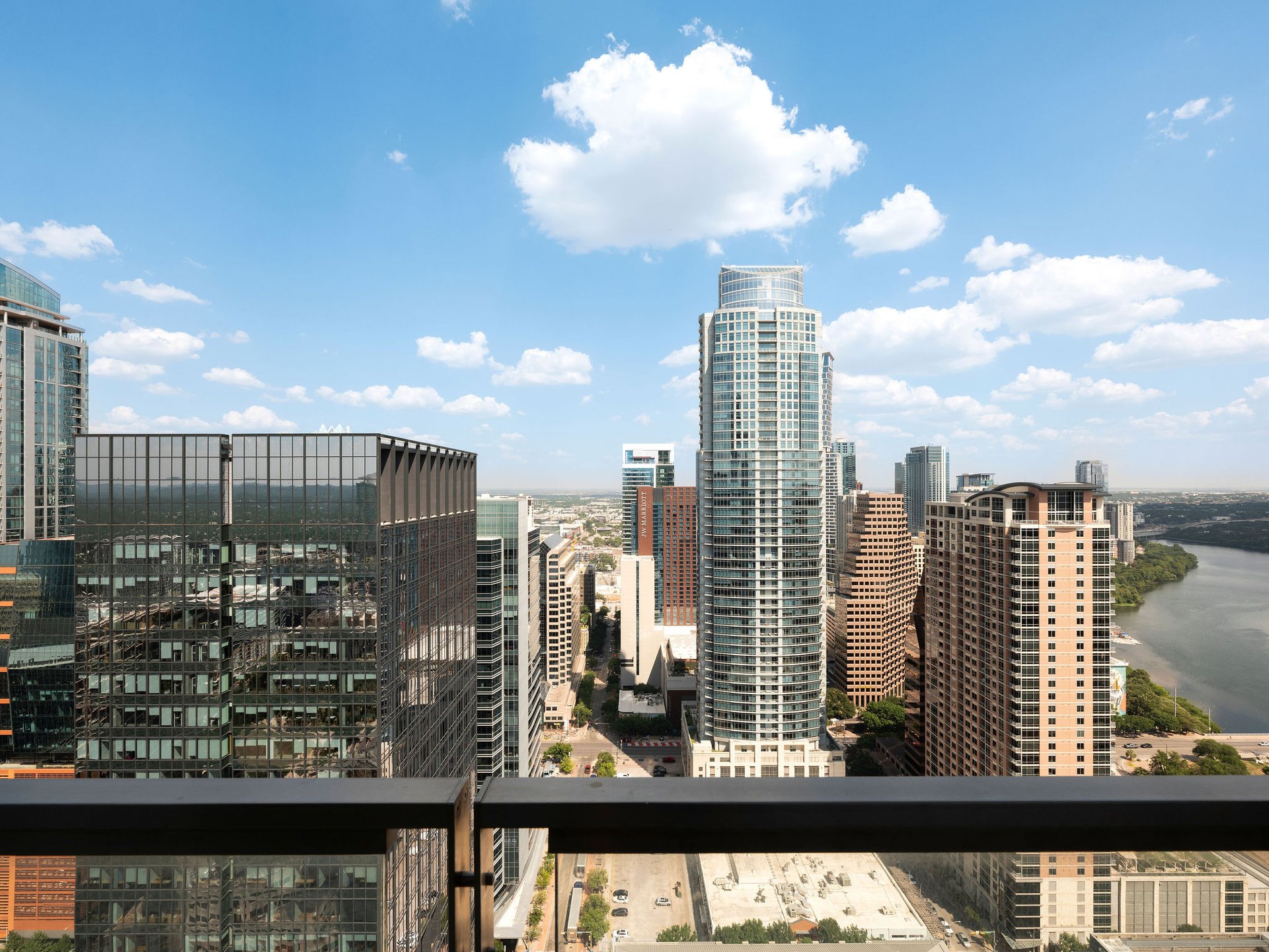 210 Lavaca Street #3504 