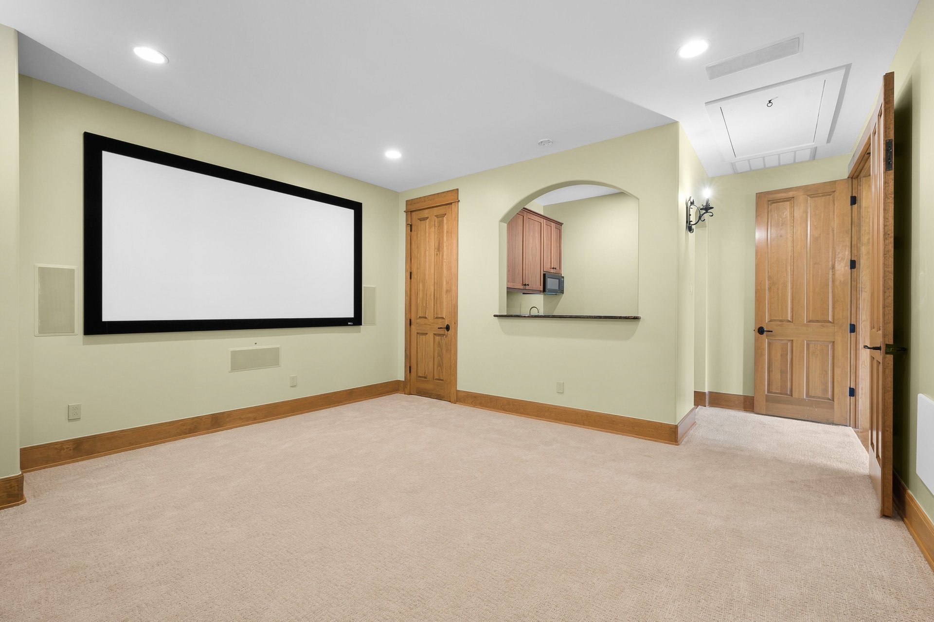 16009 Pontevedra Place