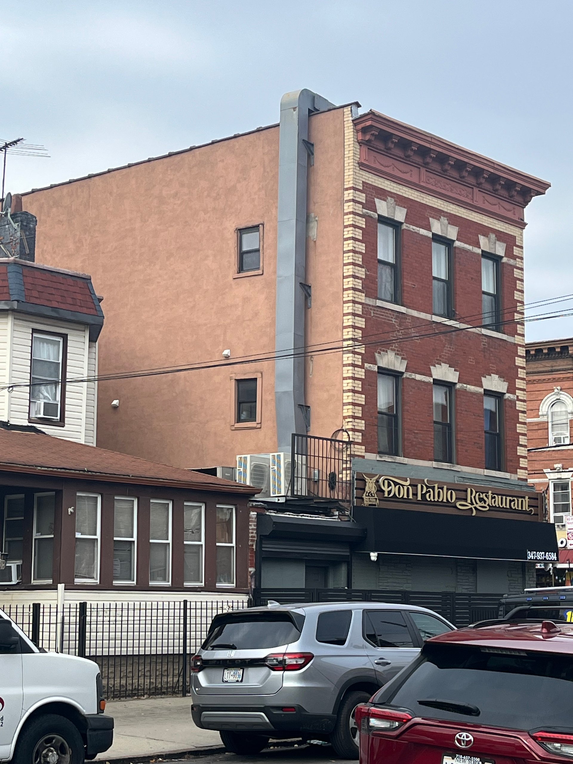 342 Ridgewood Ave