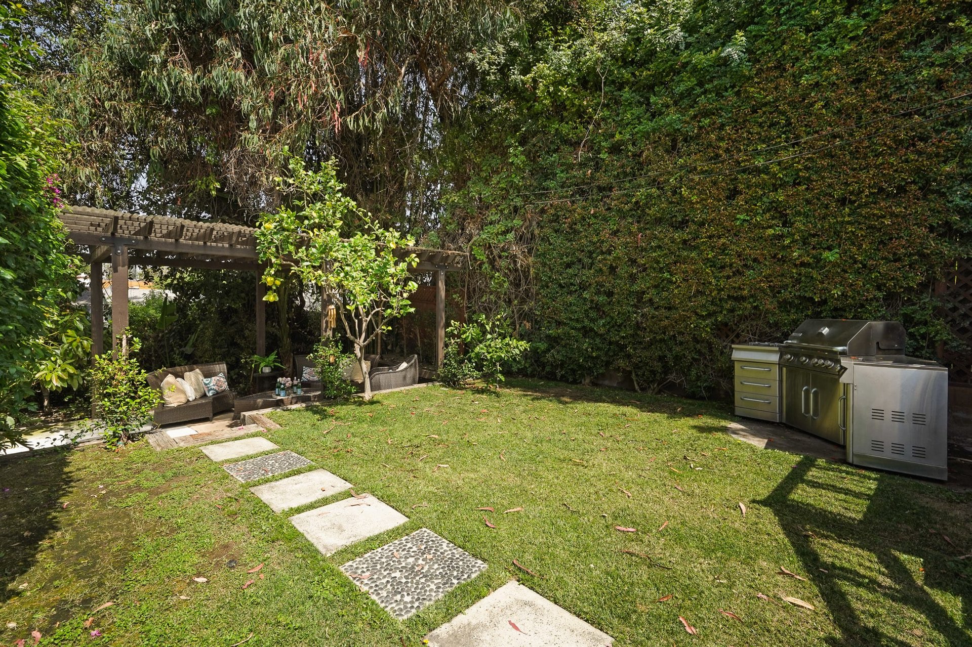 Thoughtfully Restored Character Spanish Home in Wilshire Highlands