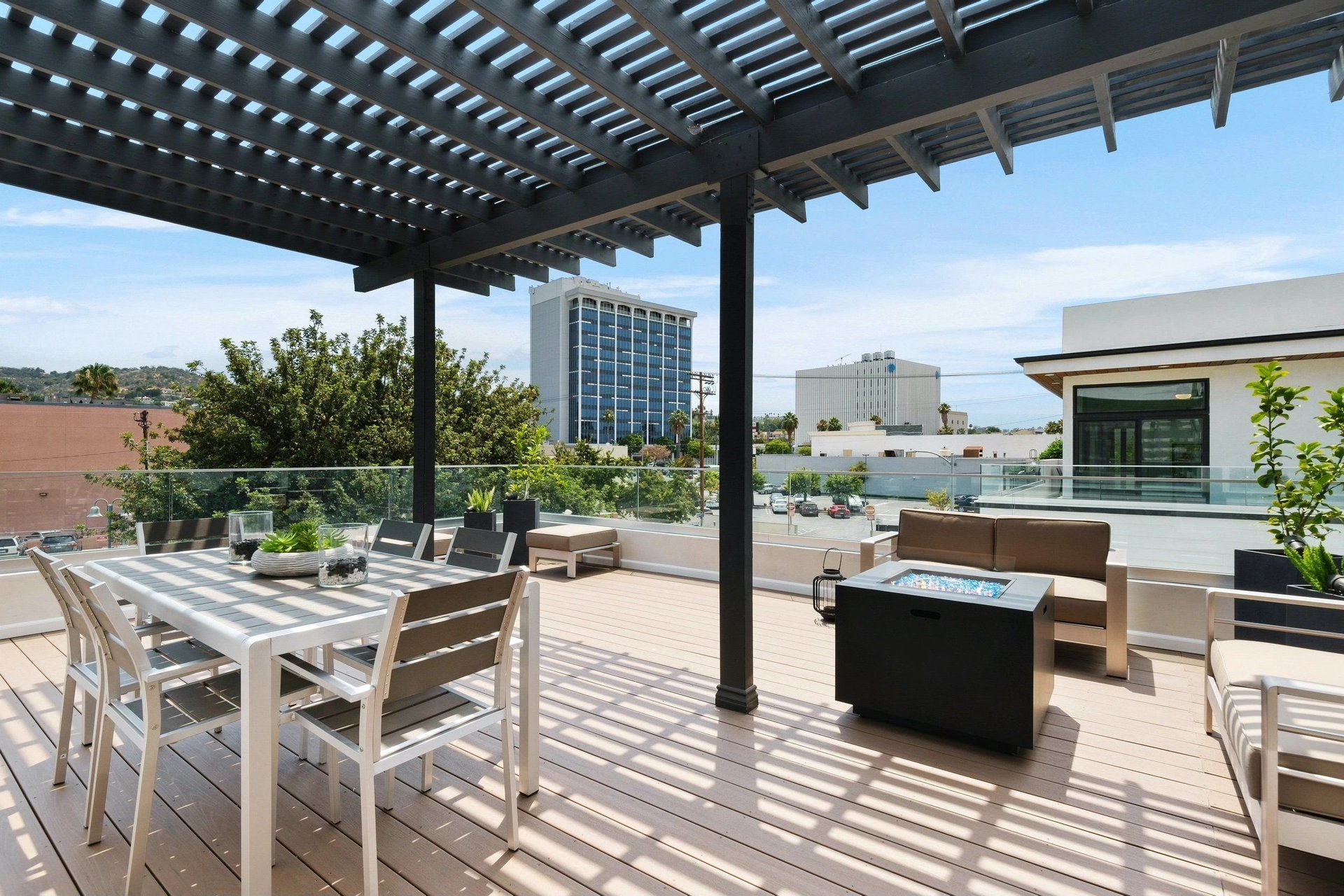 14653 Moorpark