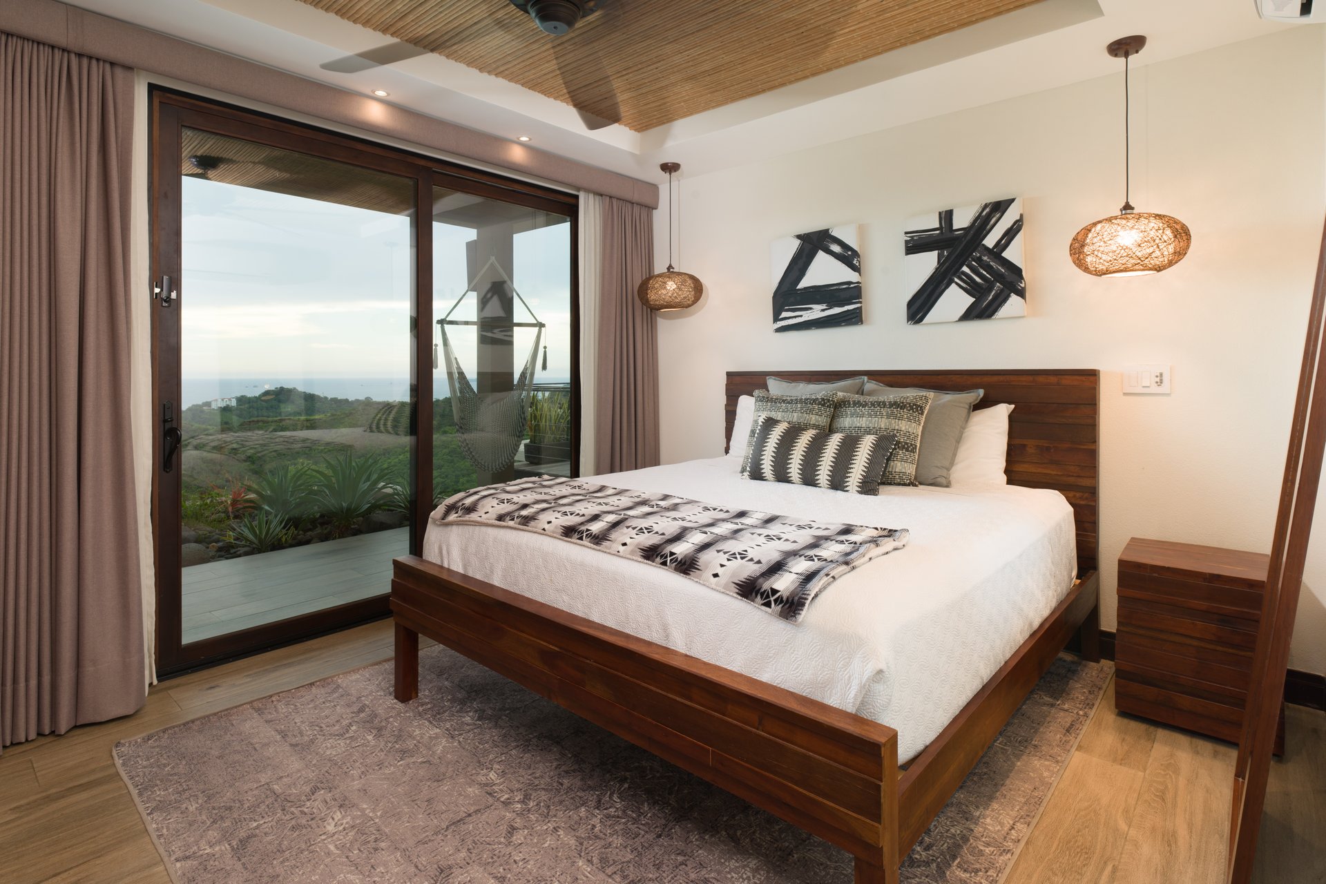 Casa Symbiotica | Luxury 5-Bedroom Ocean-View Estate in Mar Vista