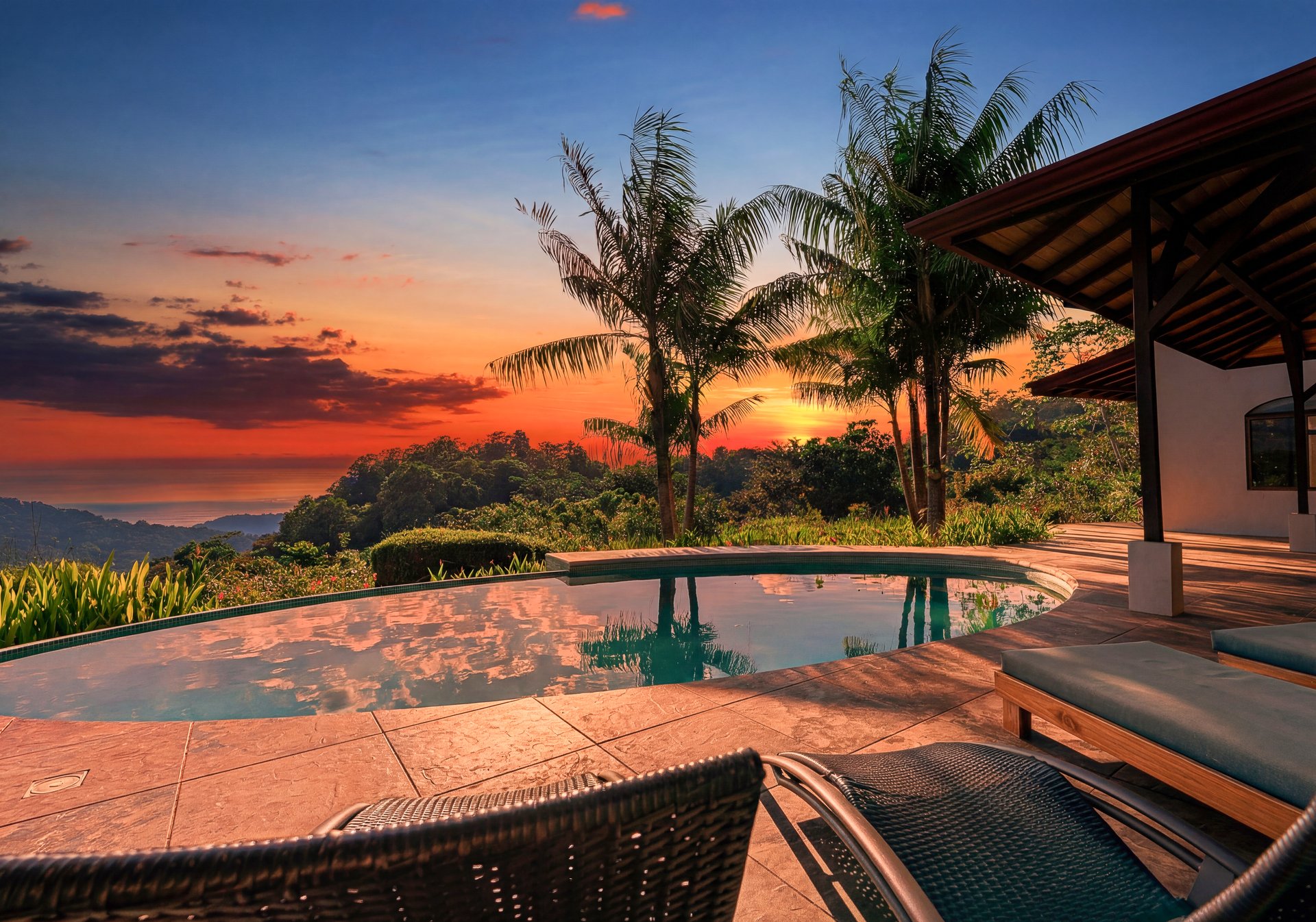 Sunset Ocean View Home on 2.6 Acres Platanillo