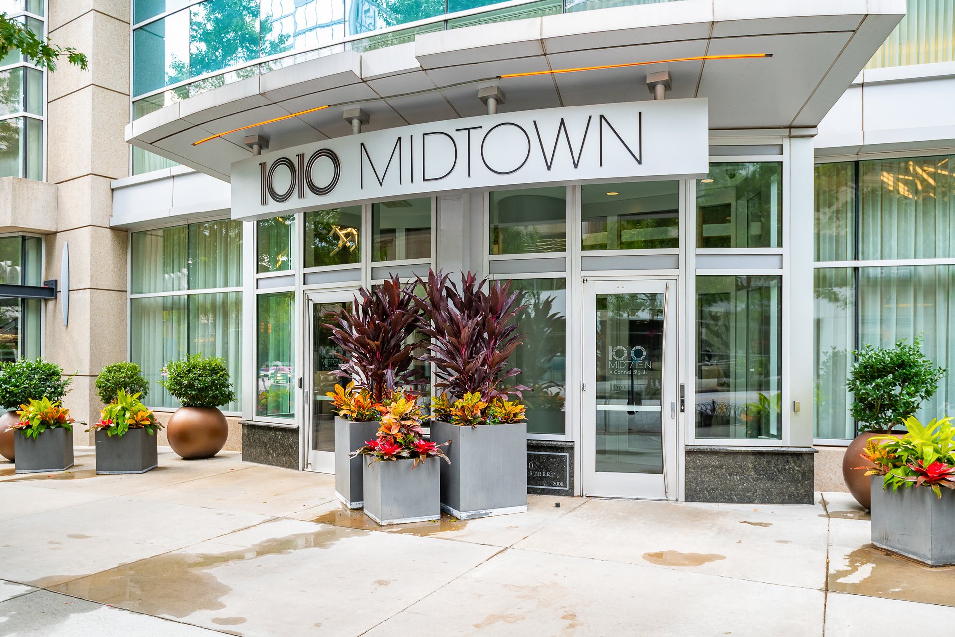 1080 Peachtree Street NE Unit 3215