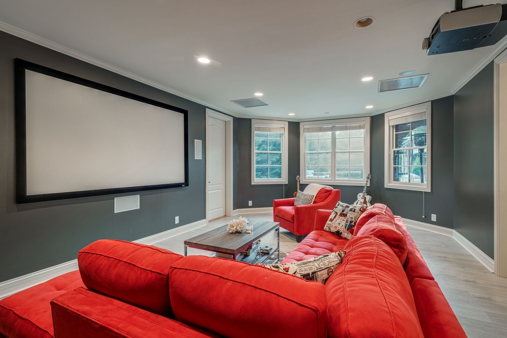 1004 Blakefield Dr