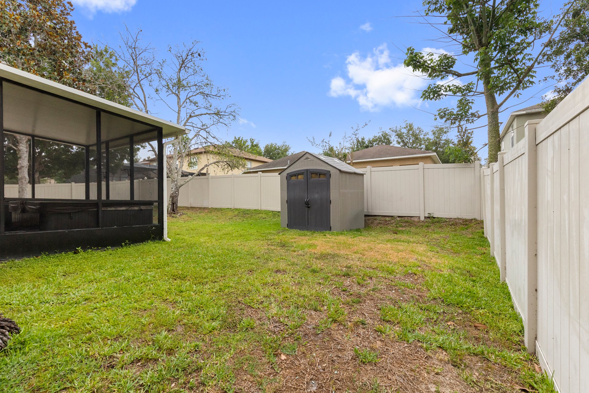 6932 GRAY CATBIRD LOOP