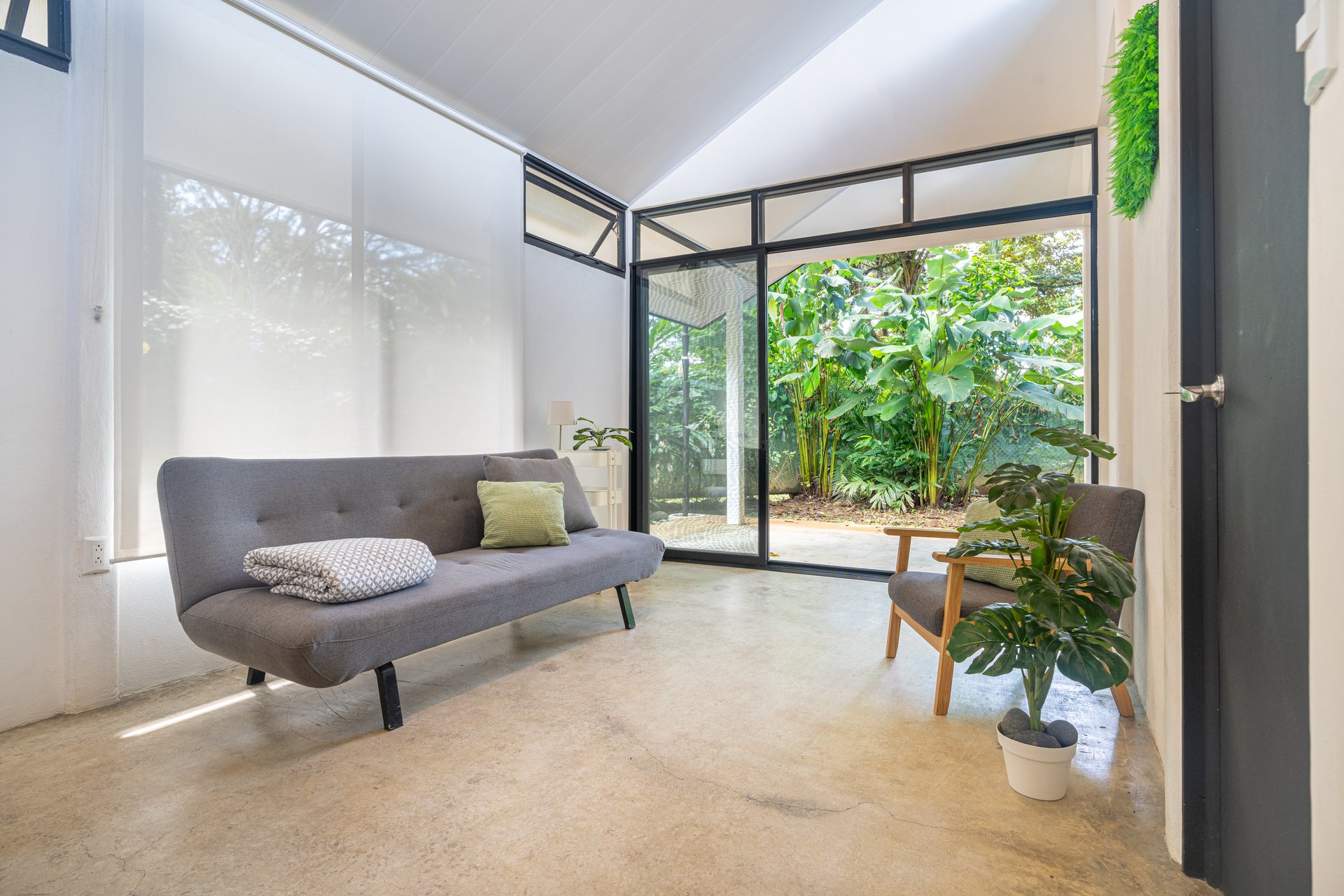 Turnkey Property with 3 Income-Generating Homes in an Exceptional Uvita Location