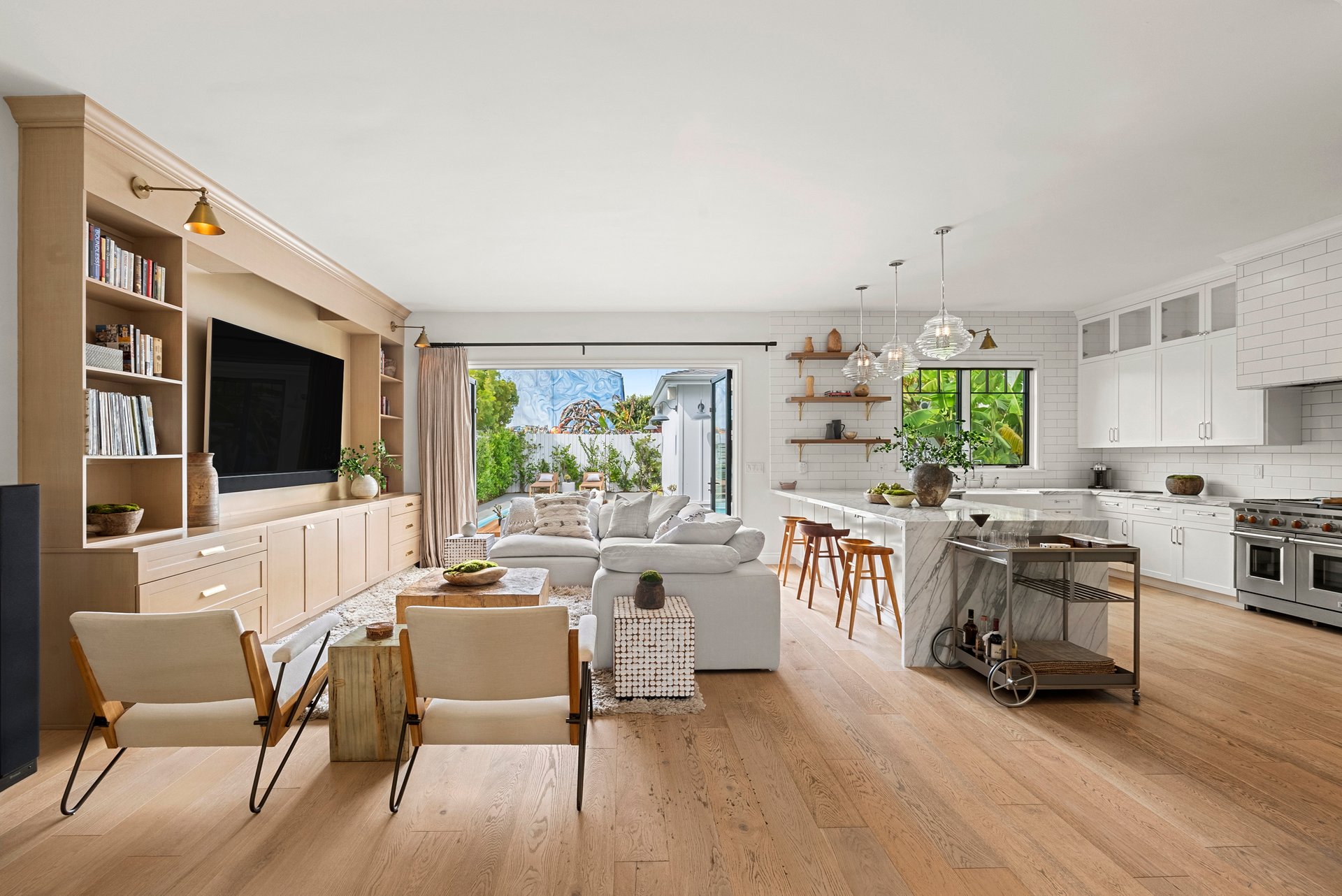 1121 Nowita Pl, Venice