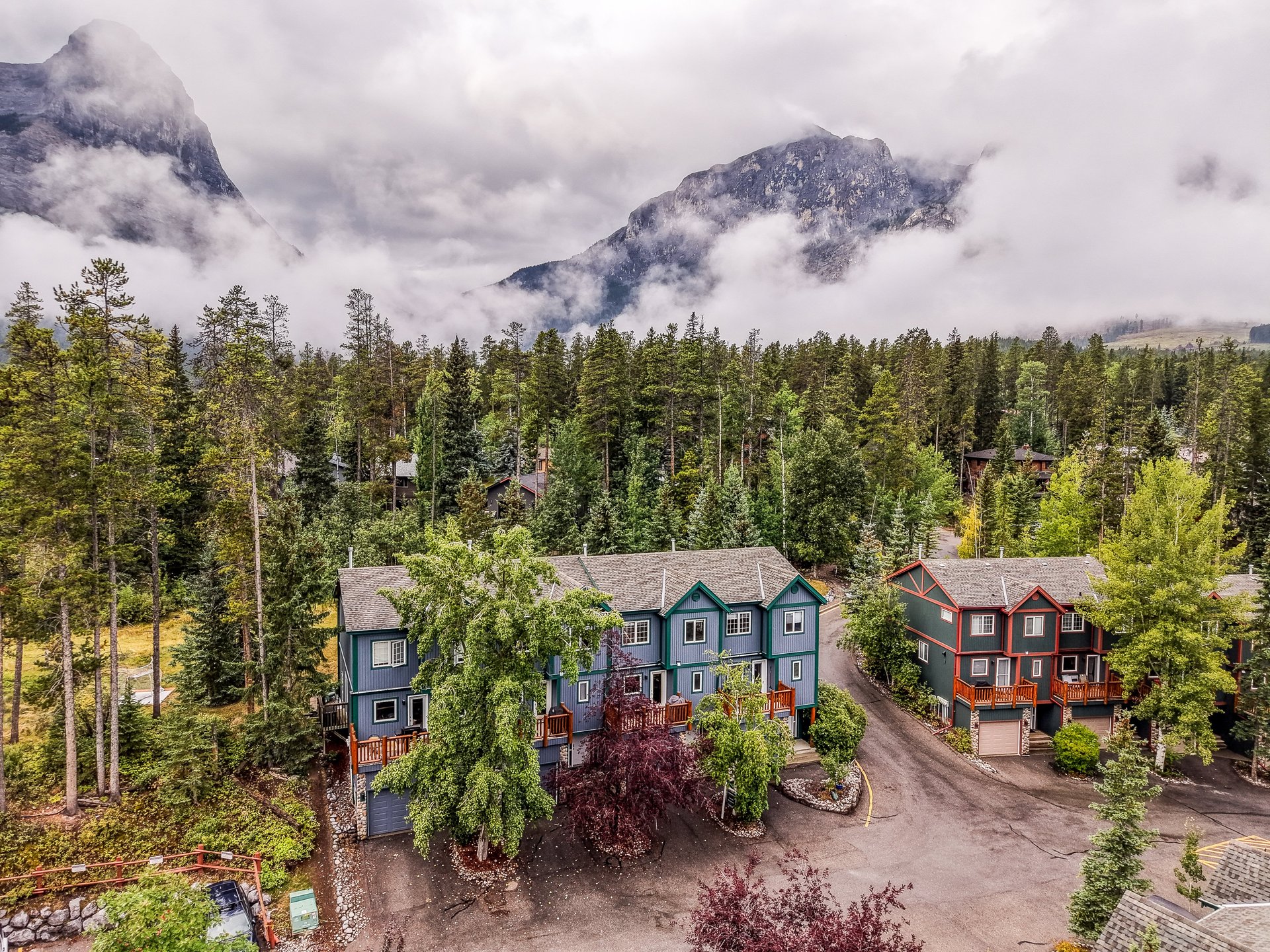 1022 Rundleview Drive Unit: 27