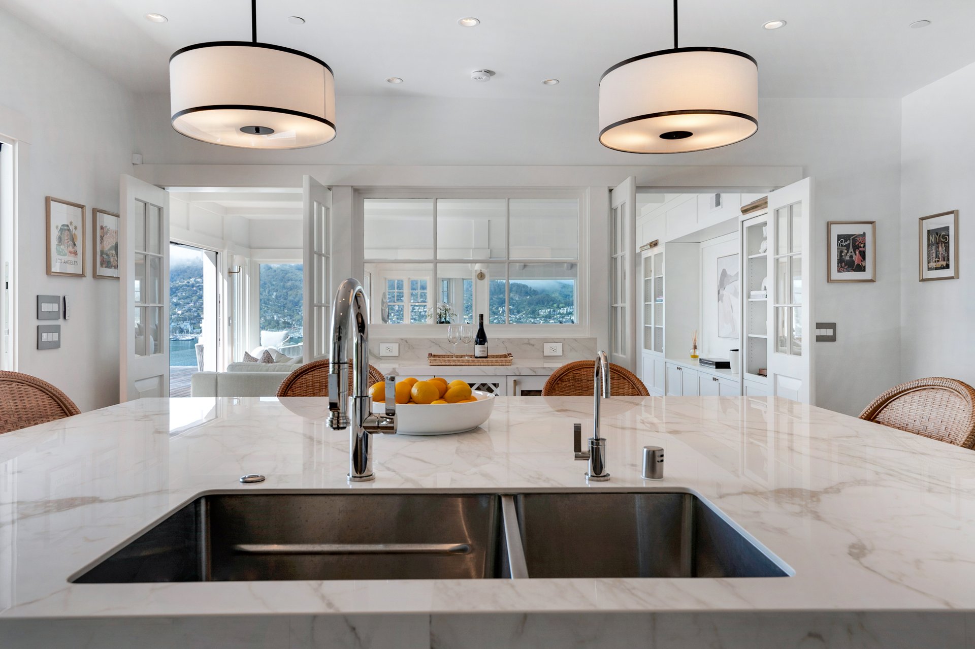 Stunning View Residence