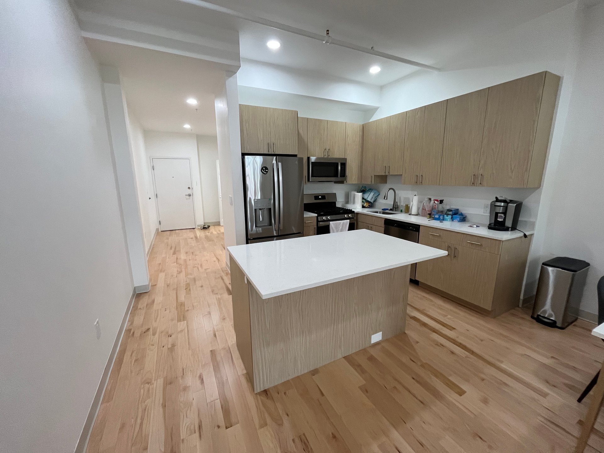 Northampton Street - One bed one back with laundry, roof deck, elevator and Parking! 