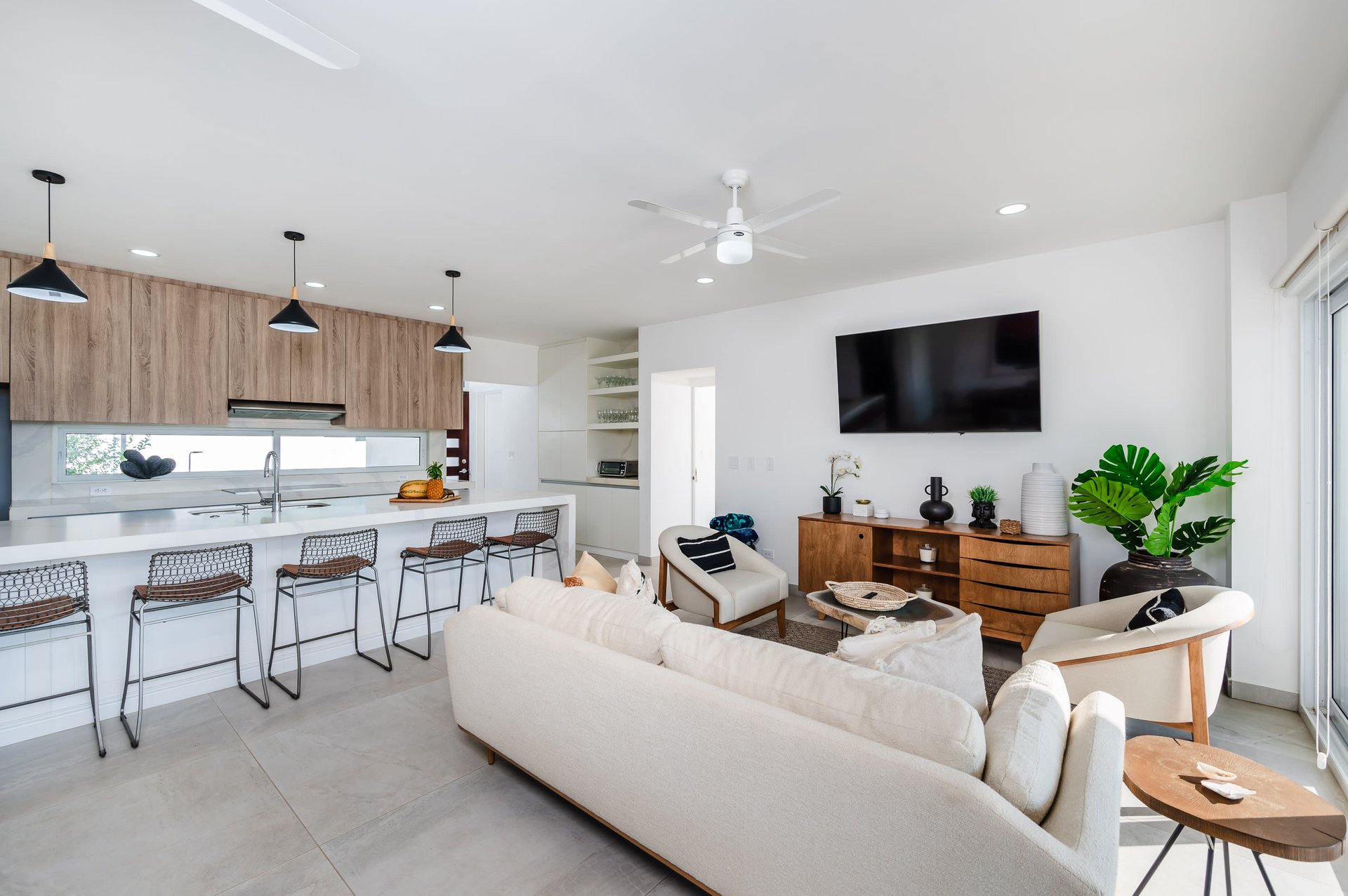 The Enclave | Ultra-Modern 2, 3, 5 Bedroom Villas Located Minutes From the Beach!