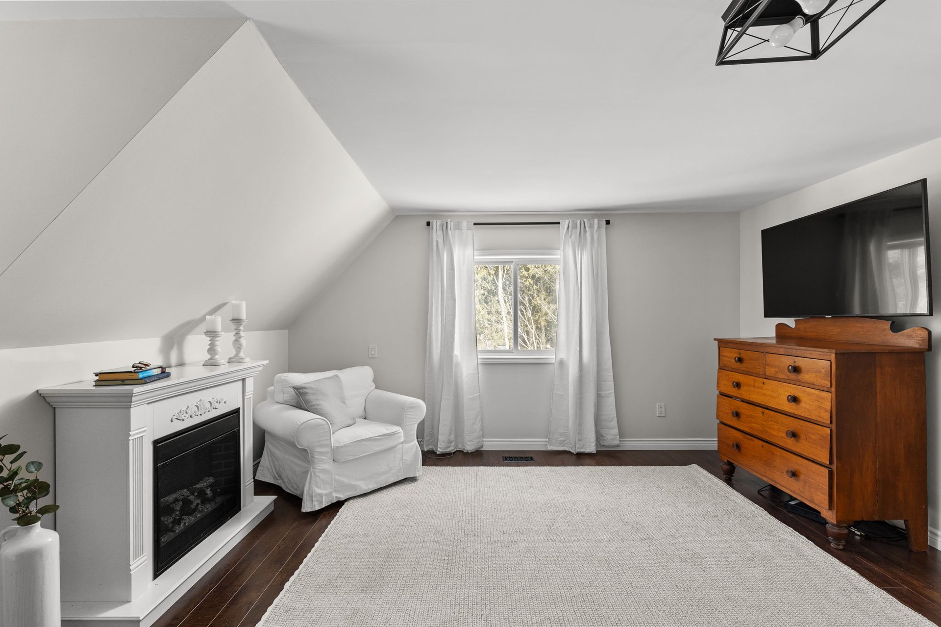 16245 7th Concession Road, King
