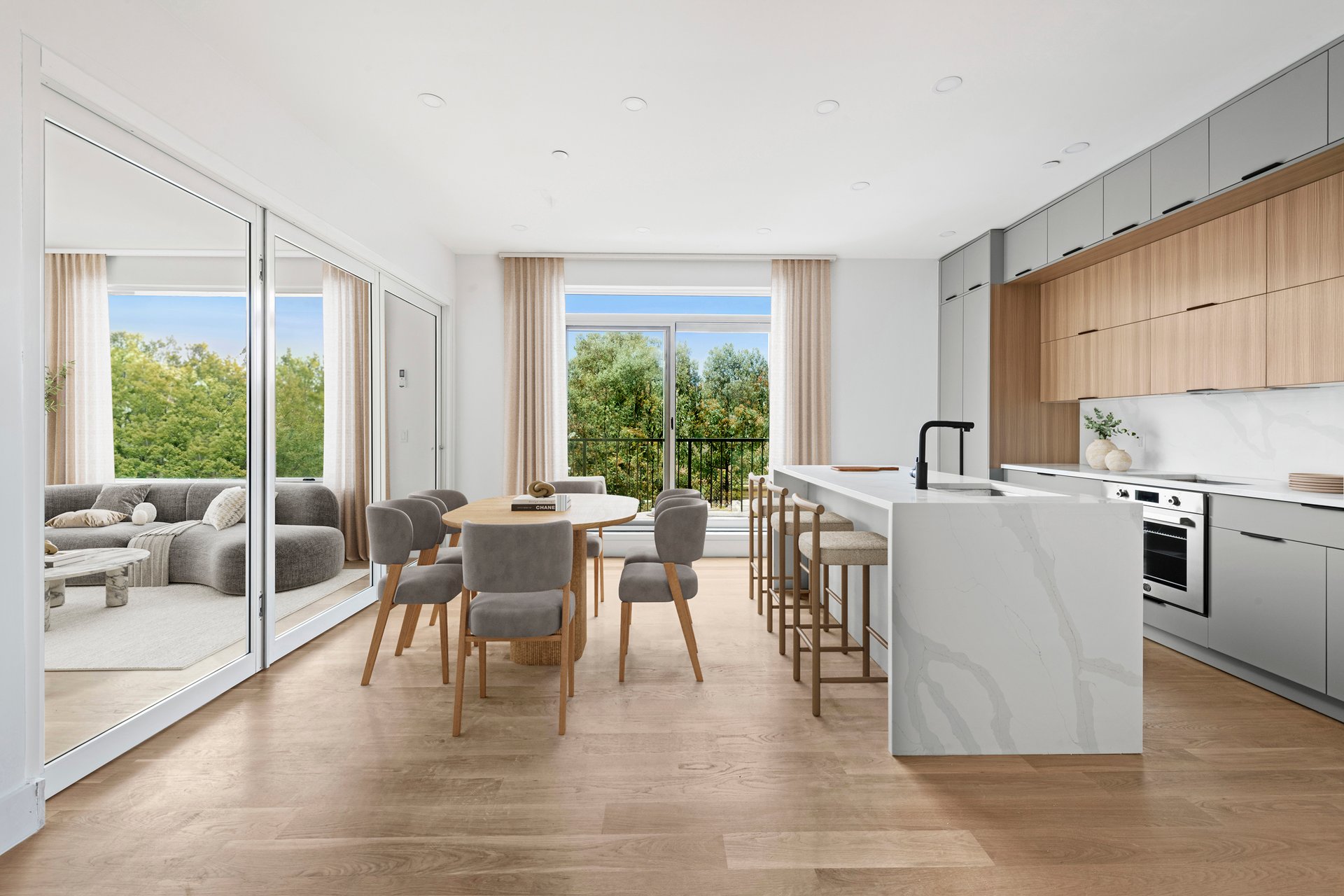 831 Knickerbocker