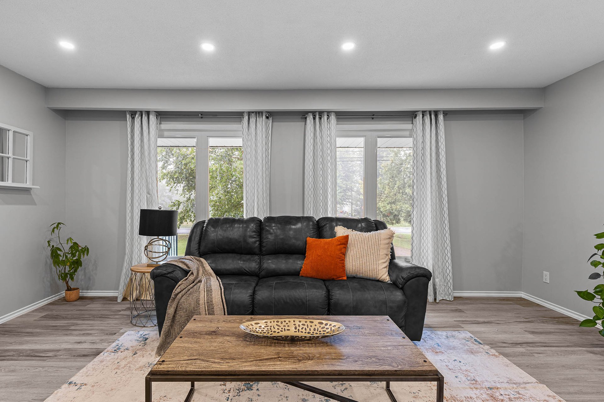 9670 Morning Glory Road, Pefferlaw