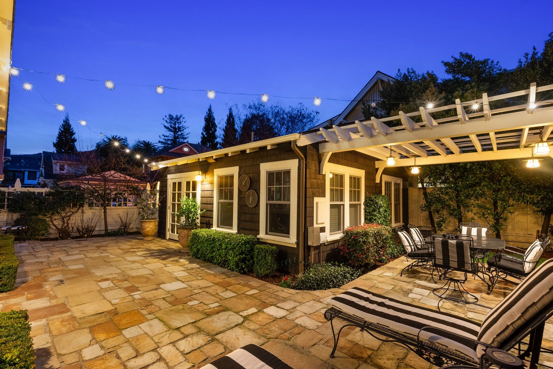 221 Caldwell Avenue