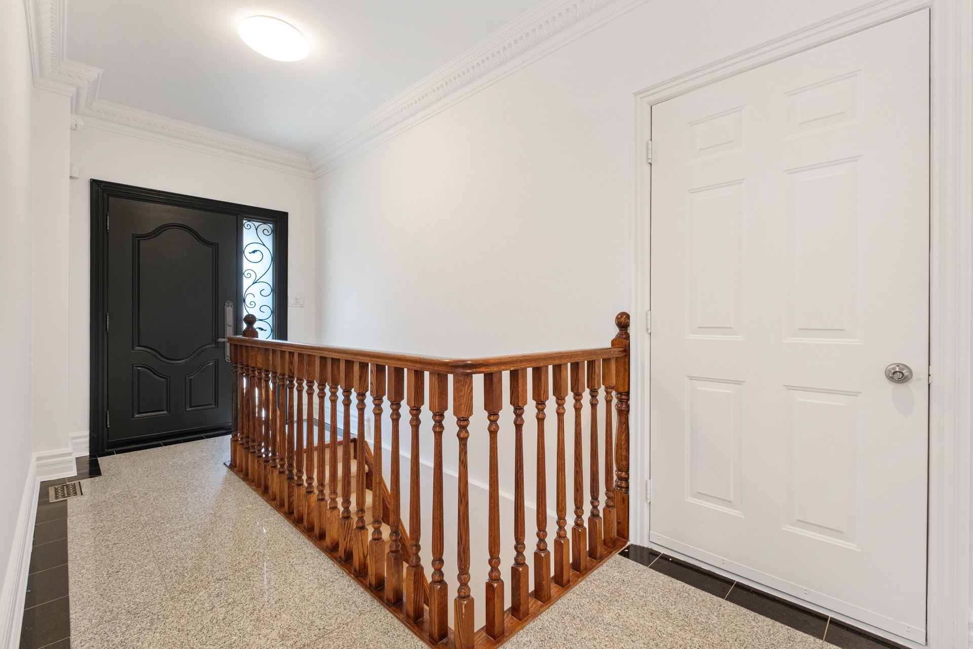 19 Logan Crt 