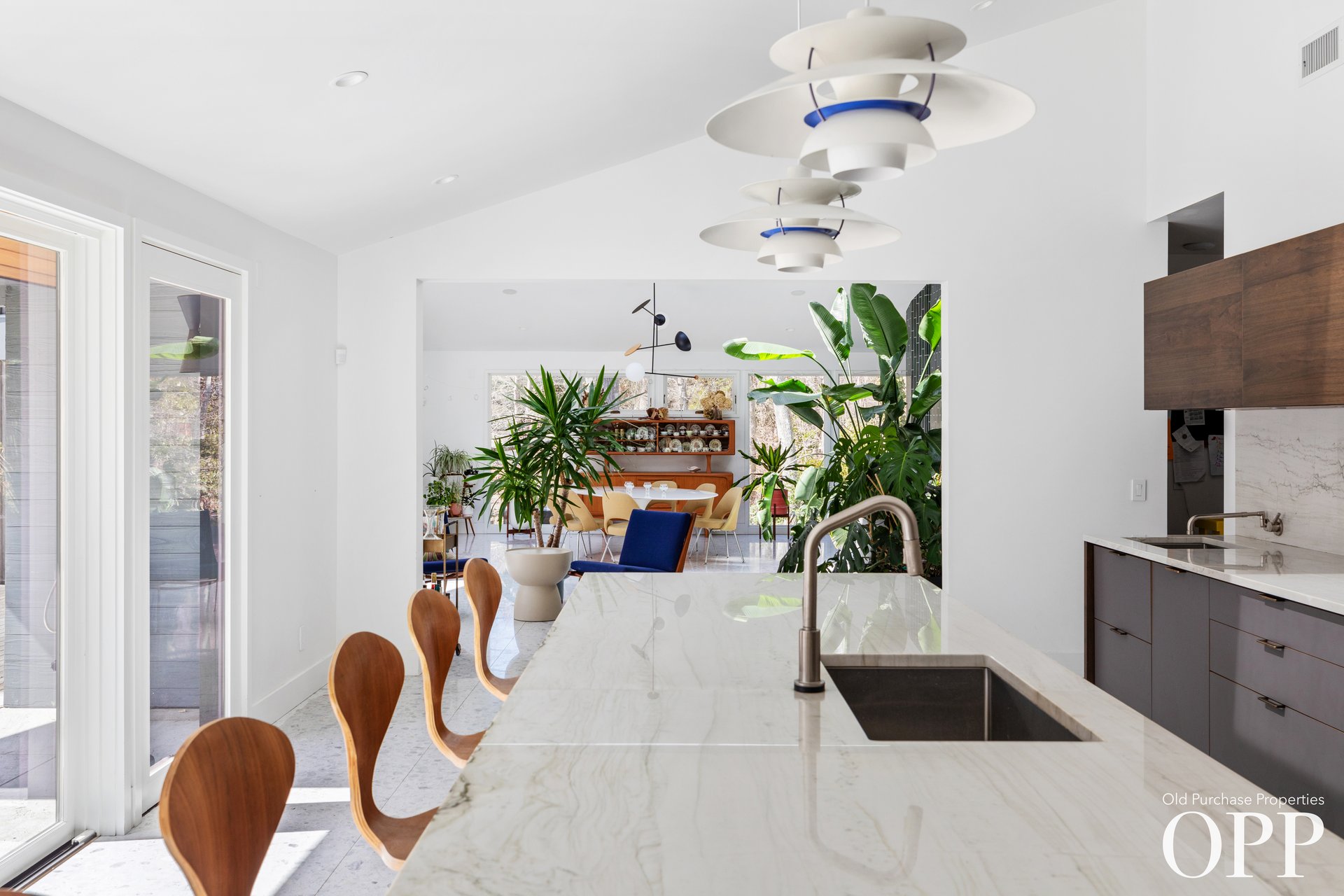 Mid-Century Modern Escape in South Bellport Village