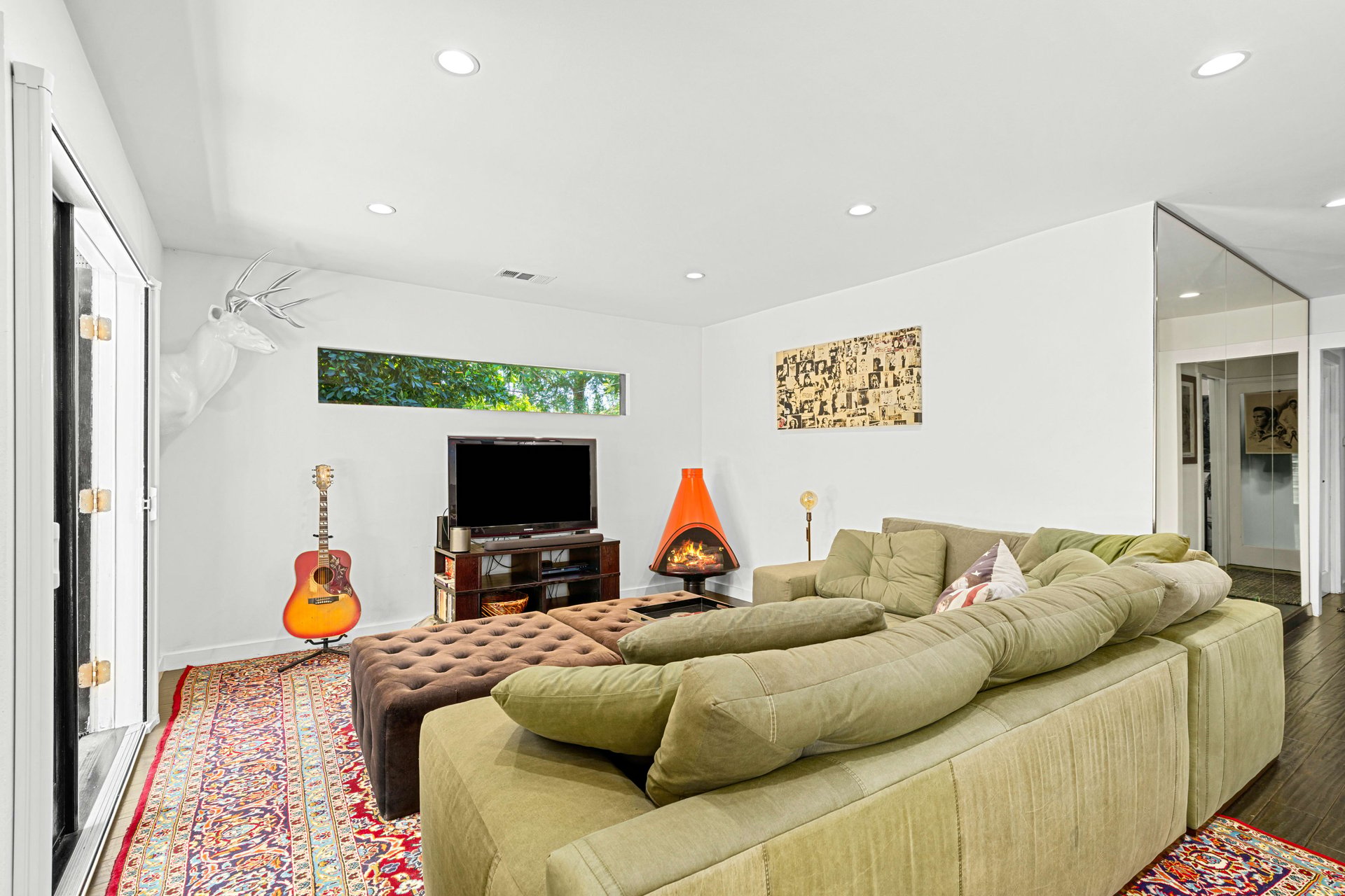 2802 Angus St, Silverlake