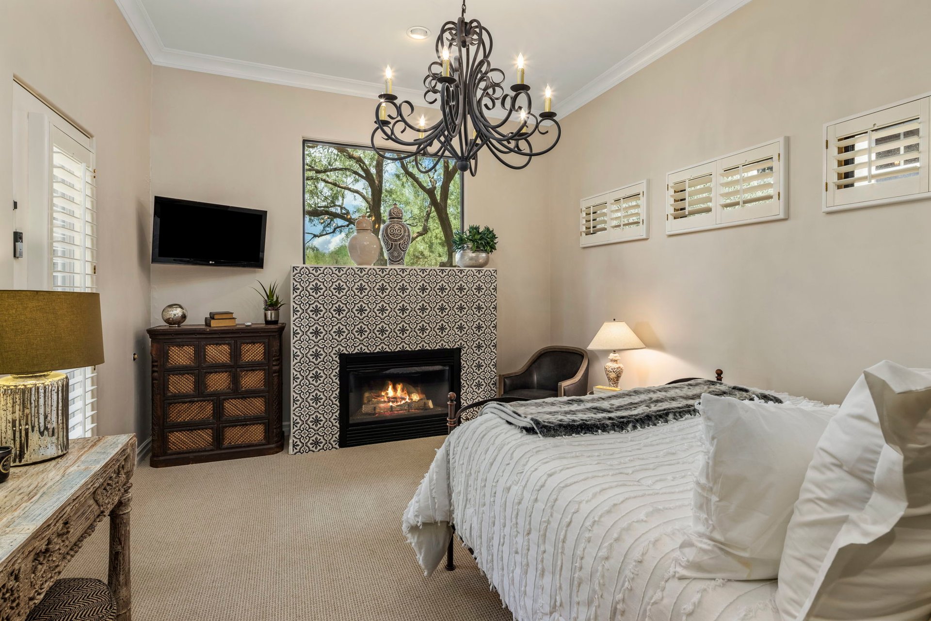 9290 E Thompson Peak Parkway, 110