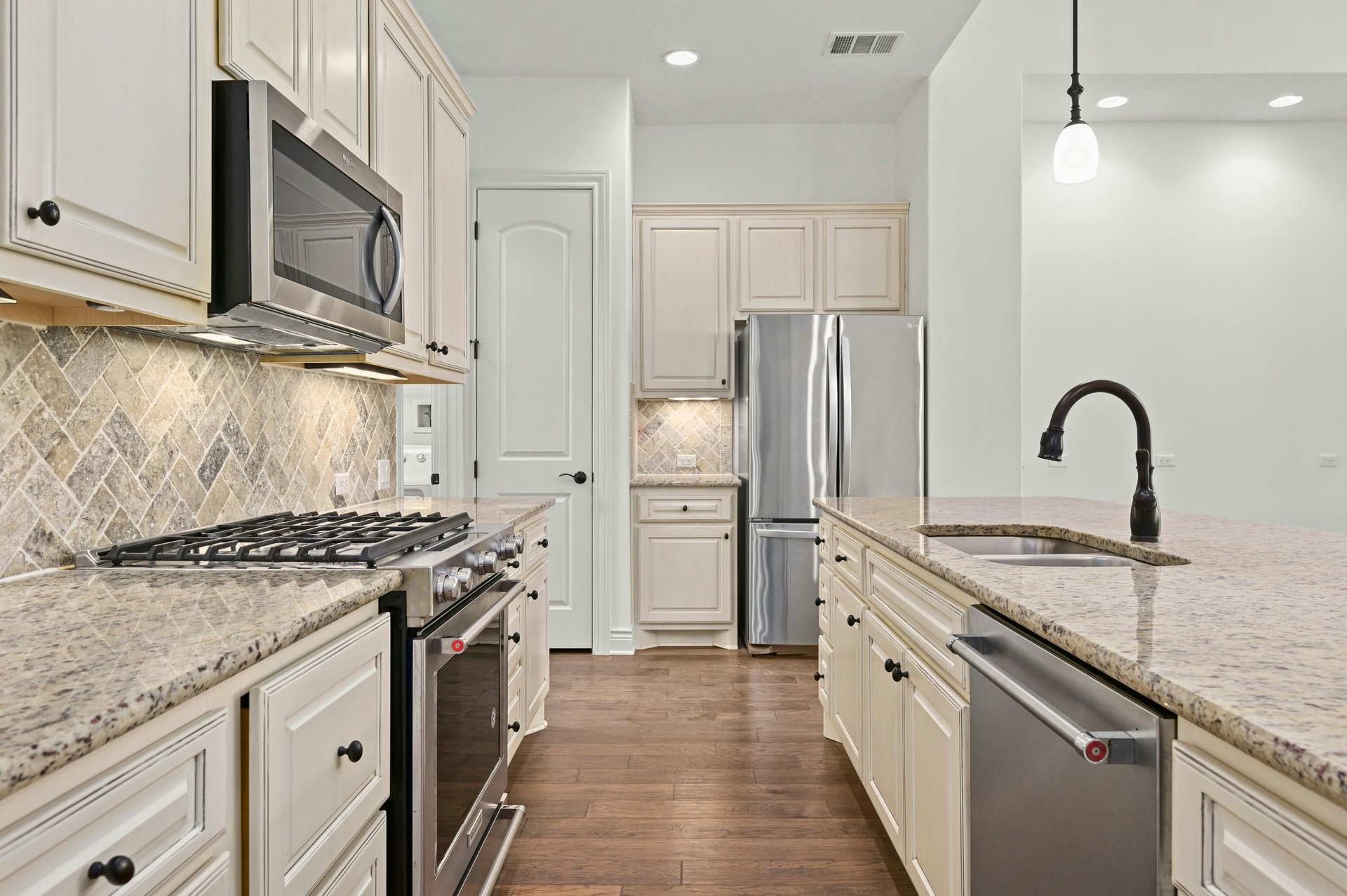 102 Gallia Drive #3