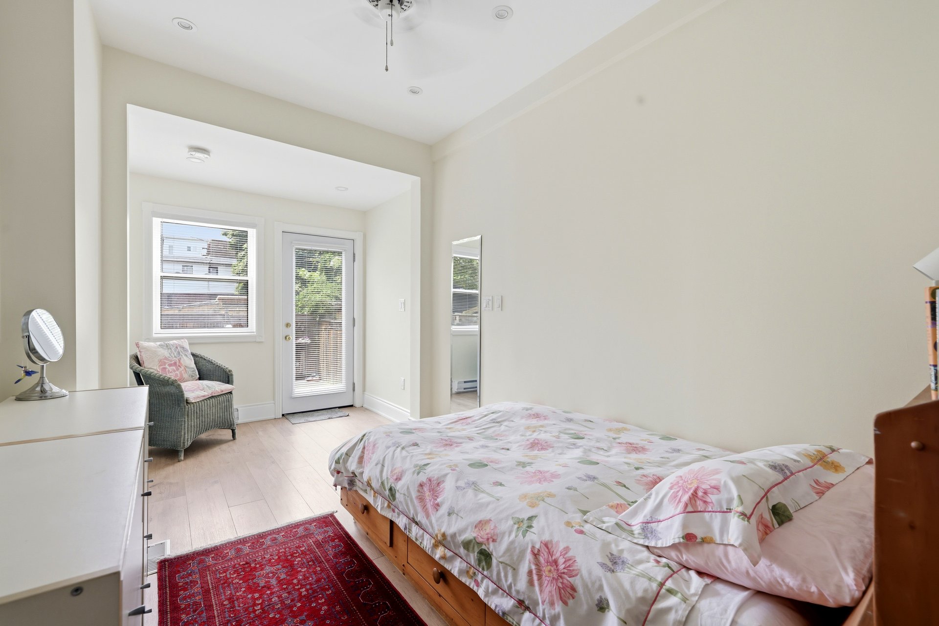 138 Major St