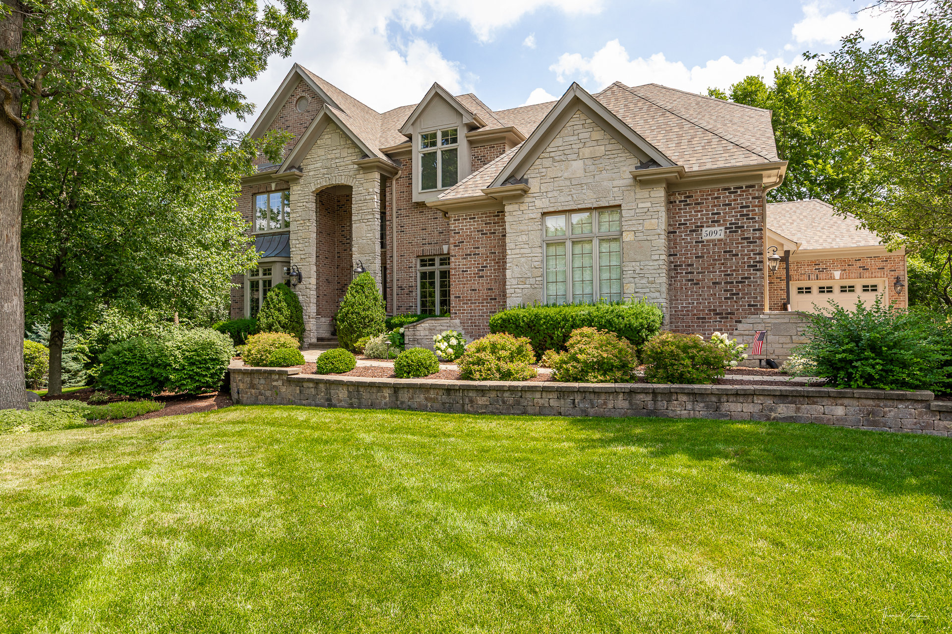 Luxury Home in Lisle