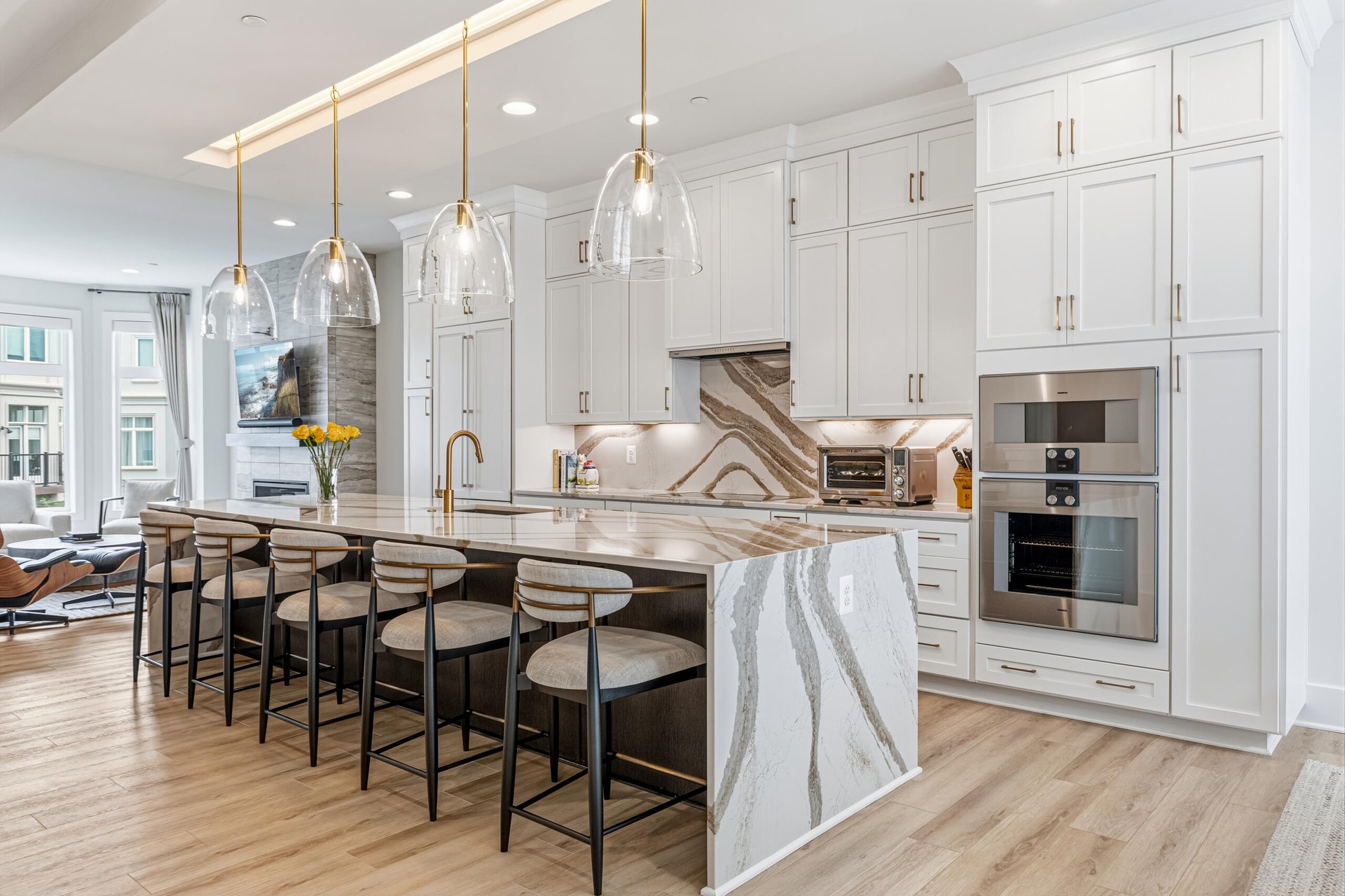 8189 River Rd, Bethesda MD 20817