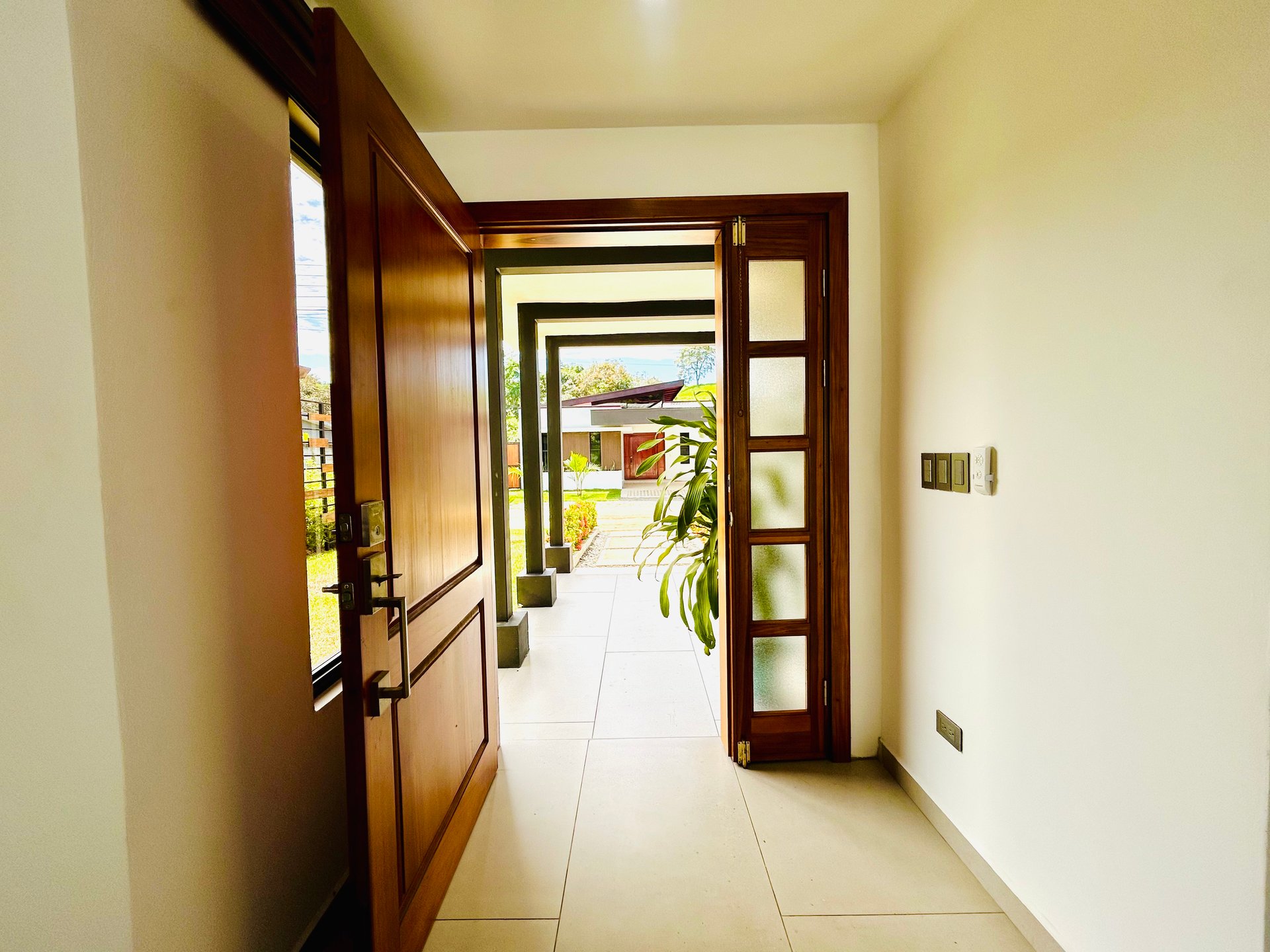 Tropical Modern Living Near Uvita – Stylish Pool Home with Privacy | Price Reduced