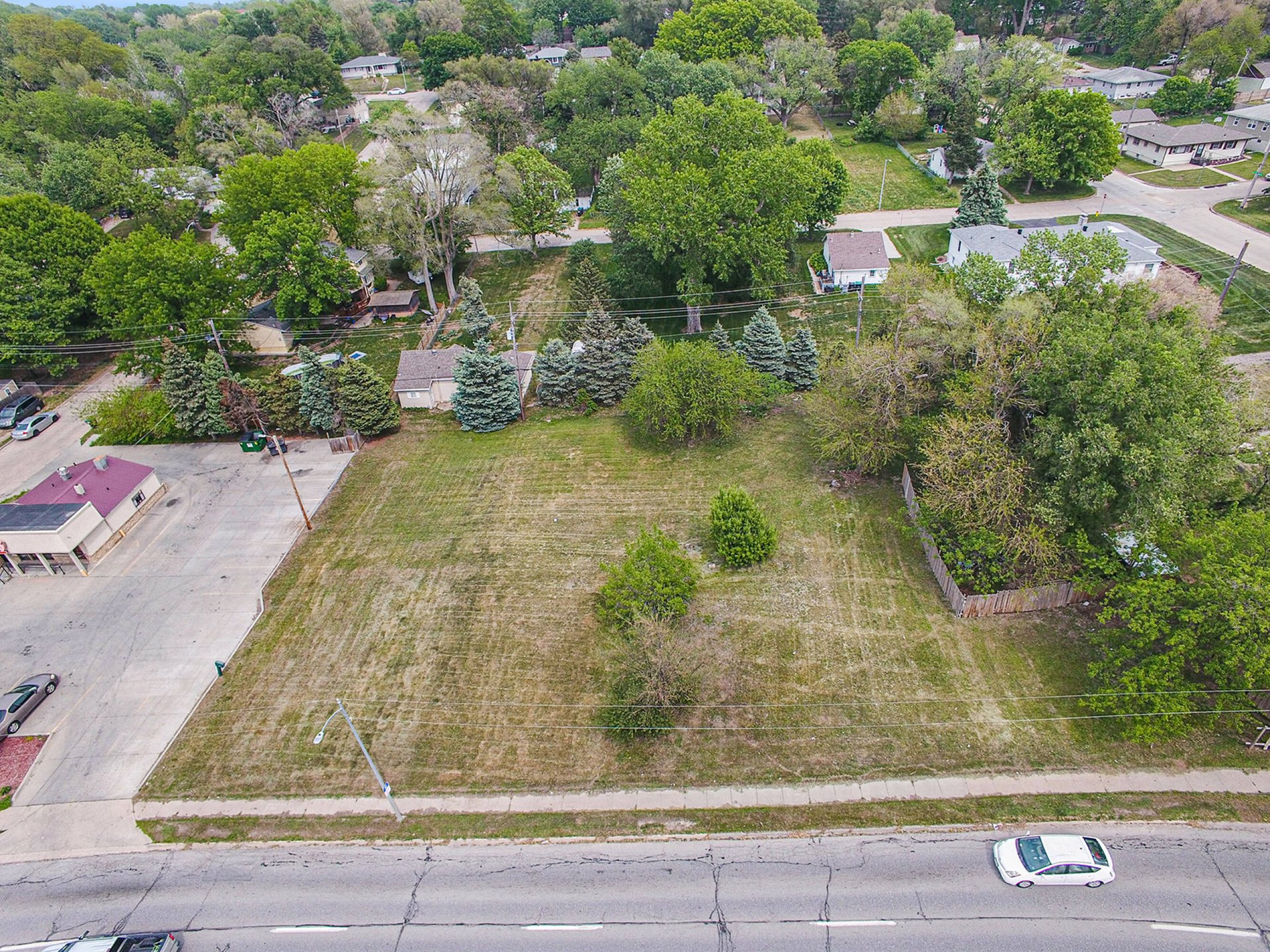 2527 N 72nd St