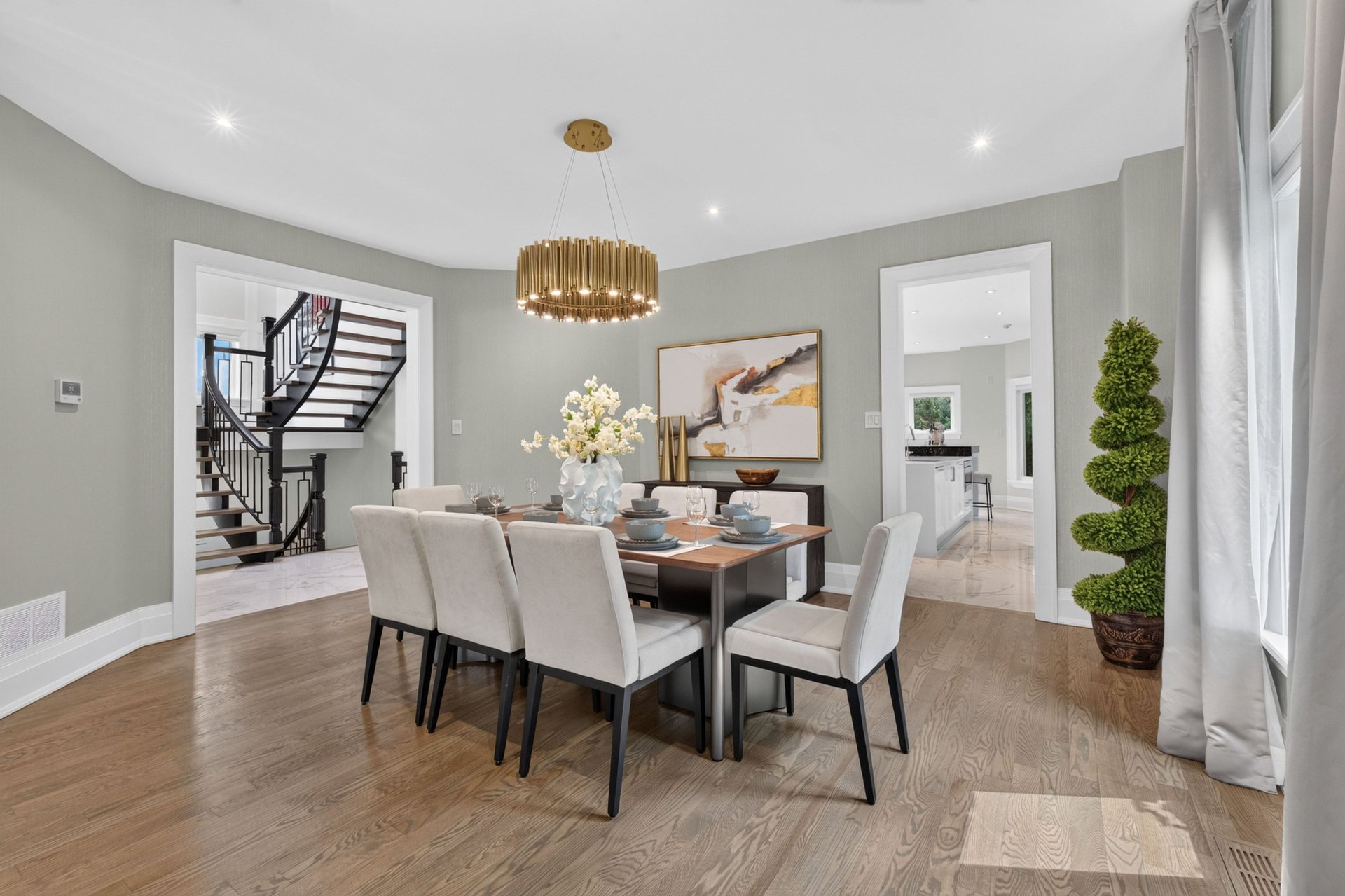 Fully Renovated Designer Residence