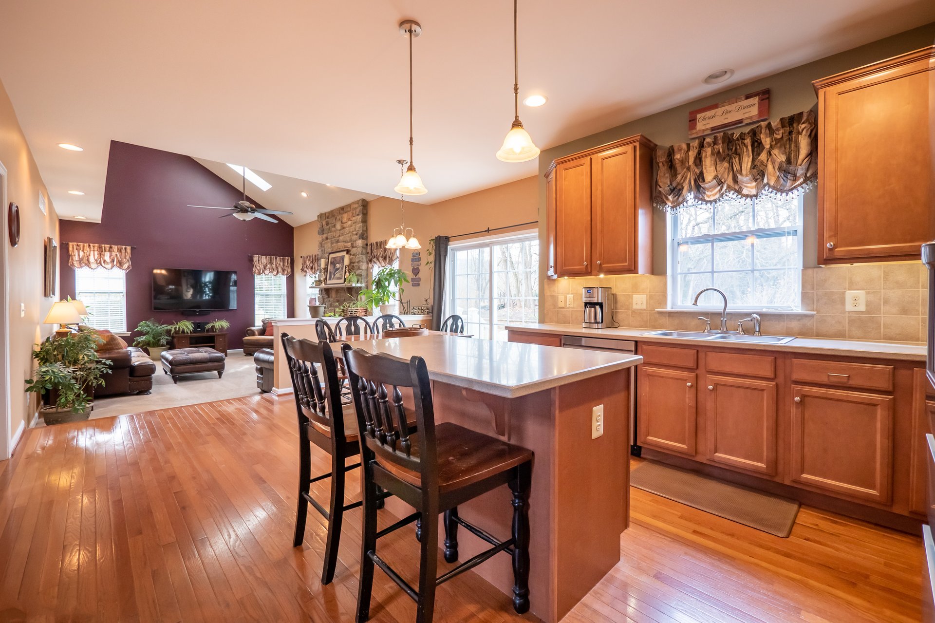 4640 Rolling Ridge Drive