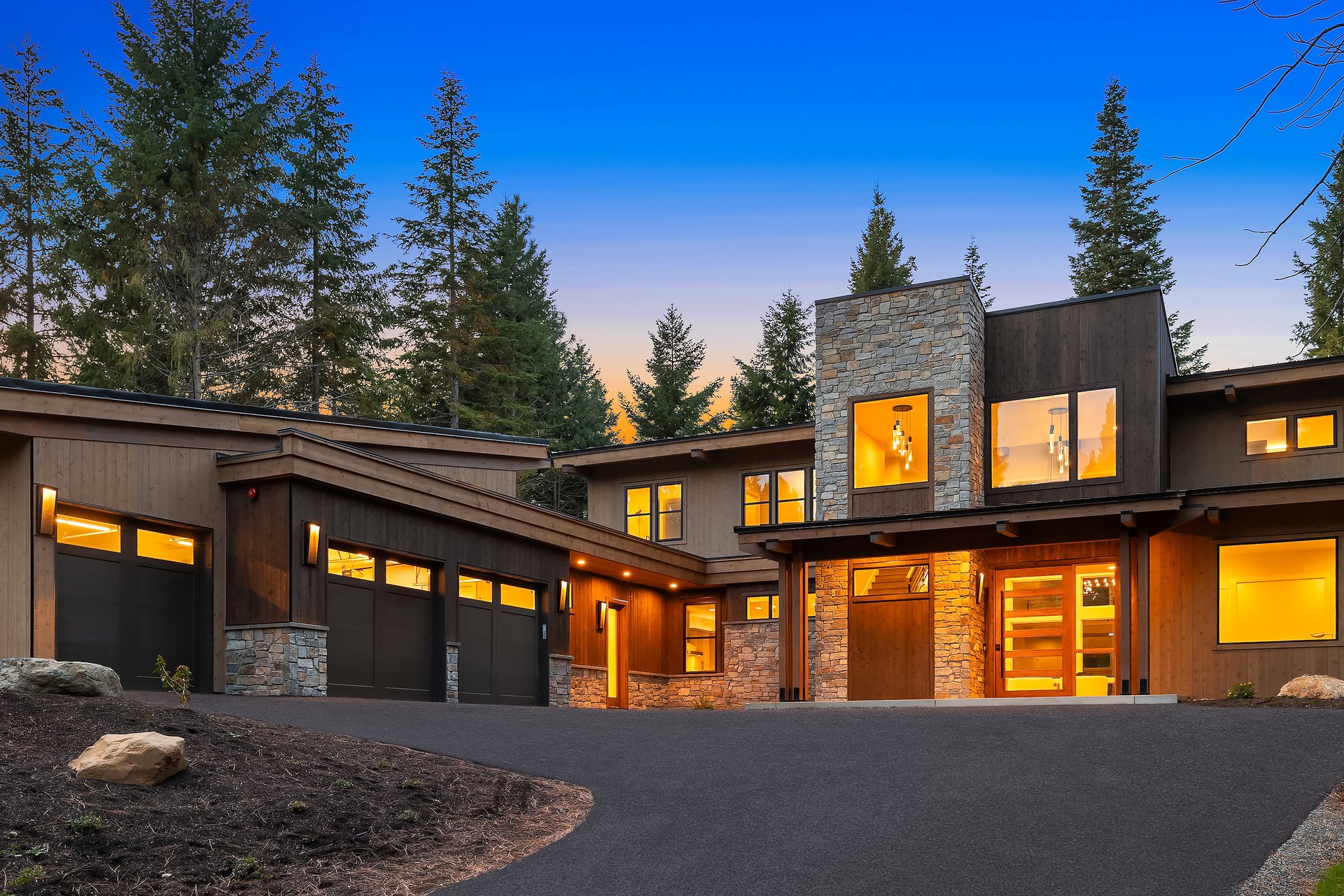 1130 Ruby King Loop