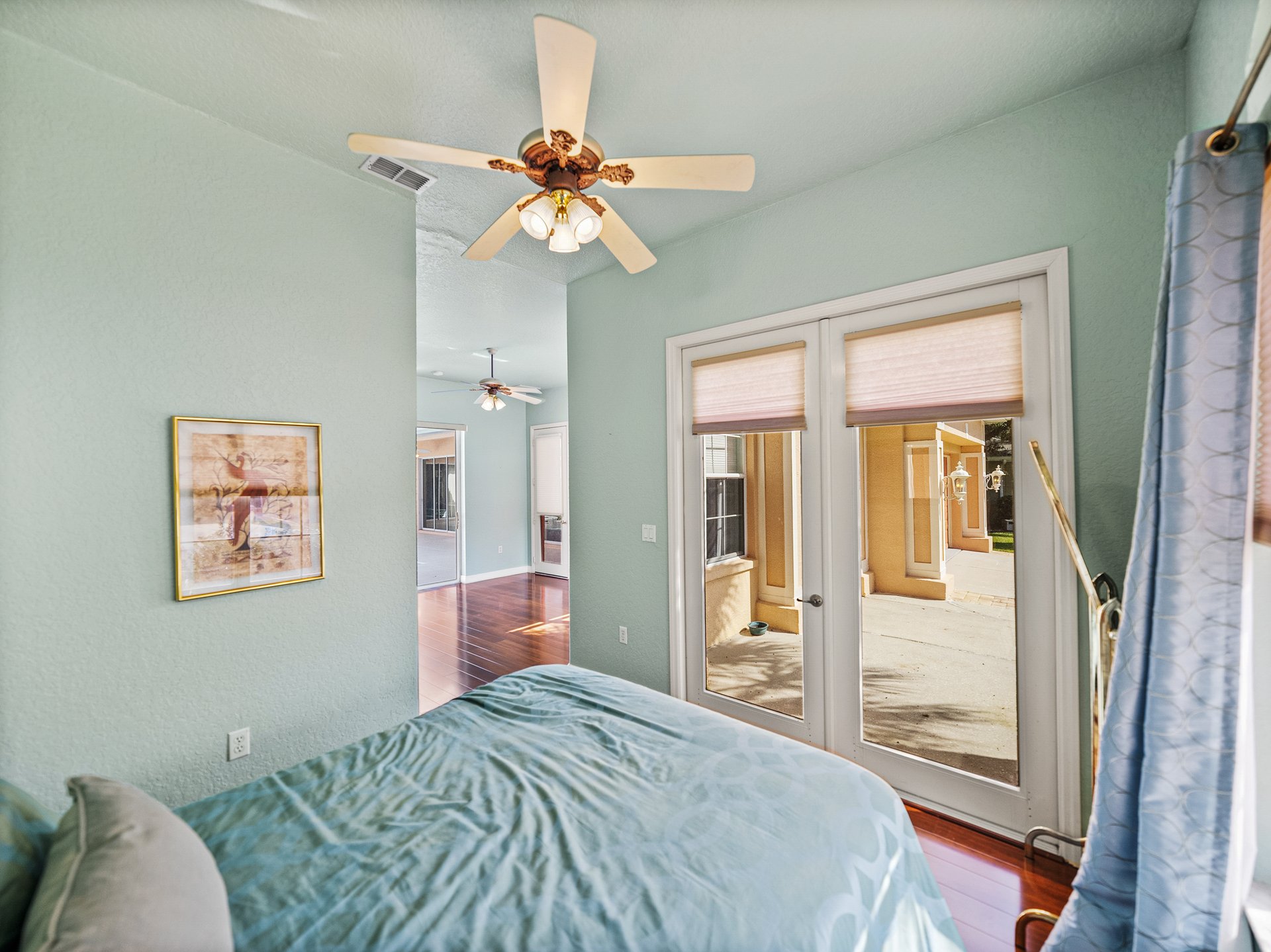 12333 WOODLANDS CIR