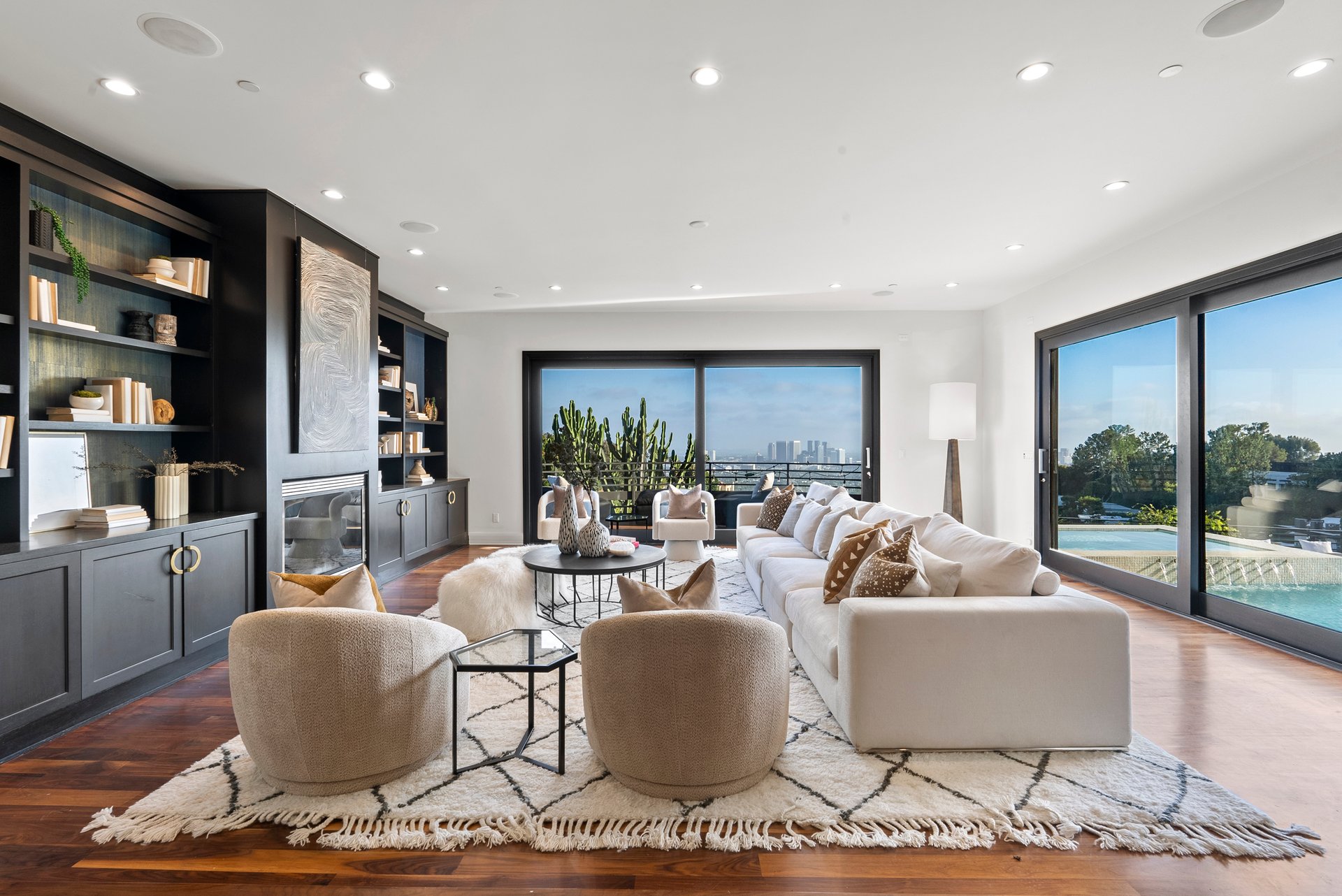 9330 Beverly Crest Dr, Beverly Hills 