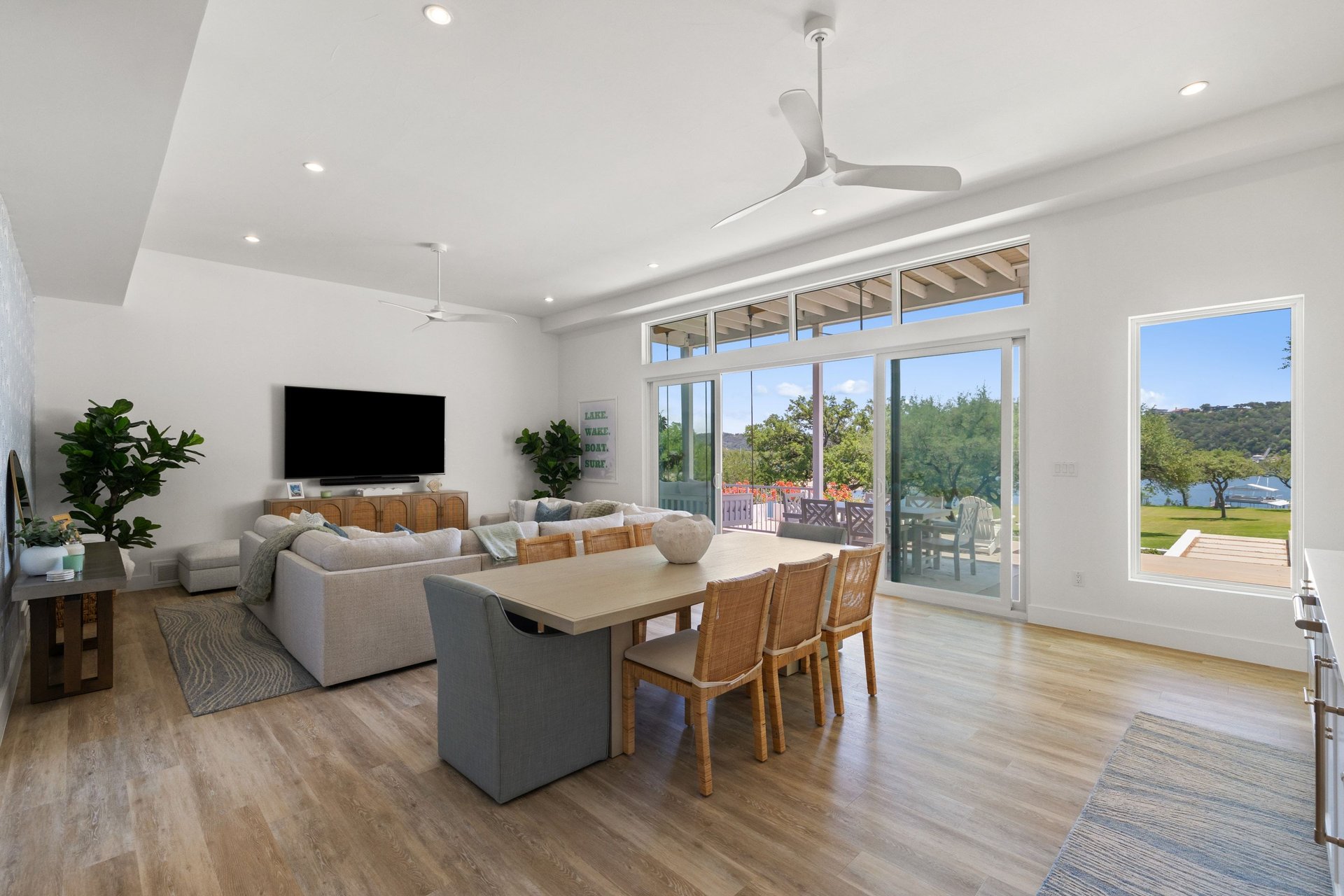 1209 Edgewater Drive