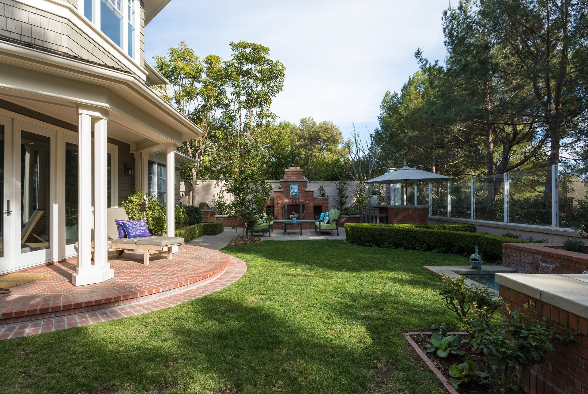 20 Turnberry Dr