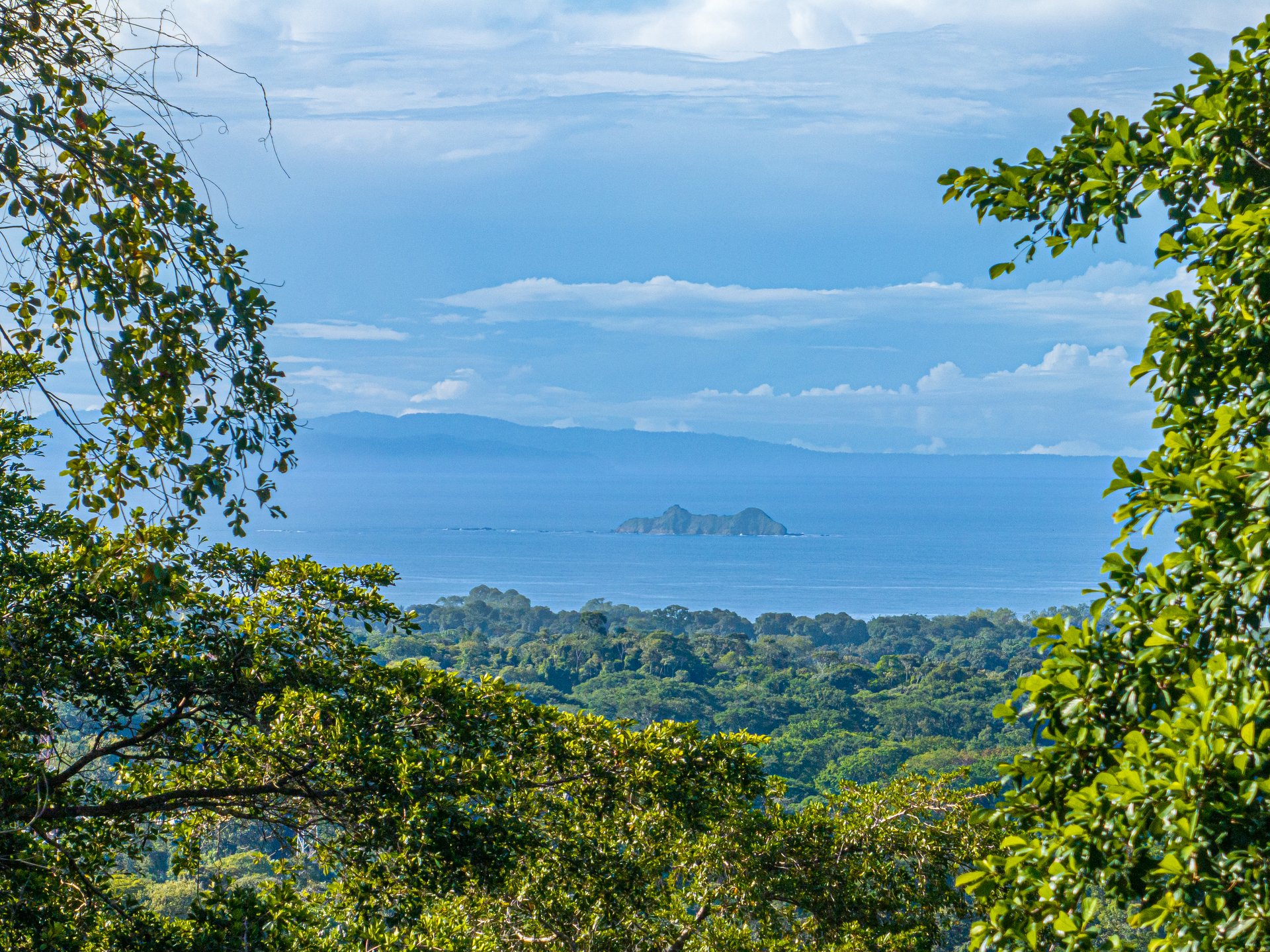 Villa Altamonte, Best Ocean View Home in the Hills of Uvita.