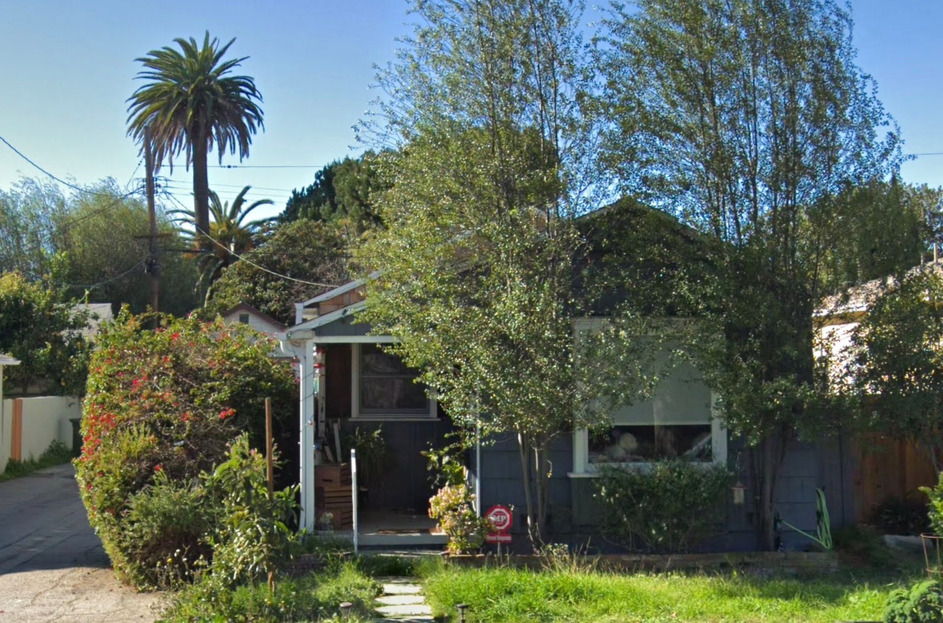 3857 Bledsoe Ave