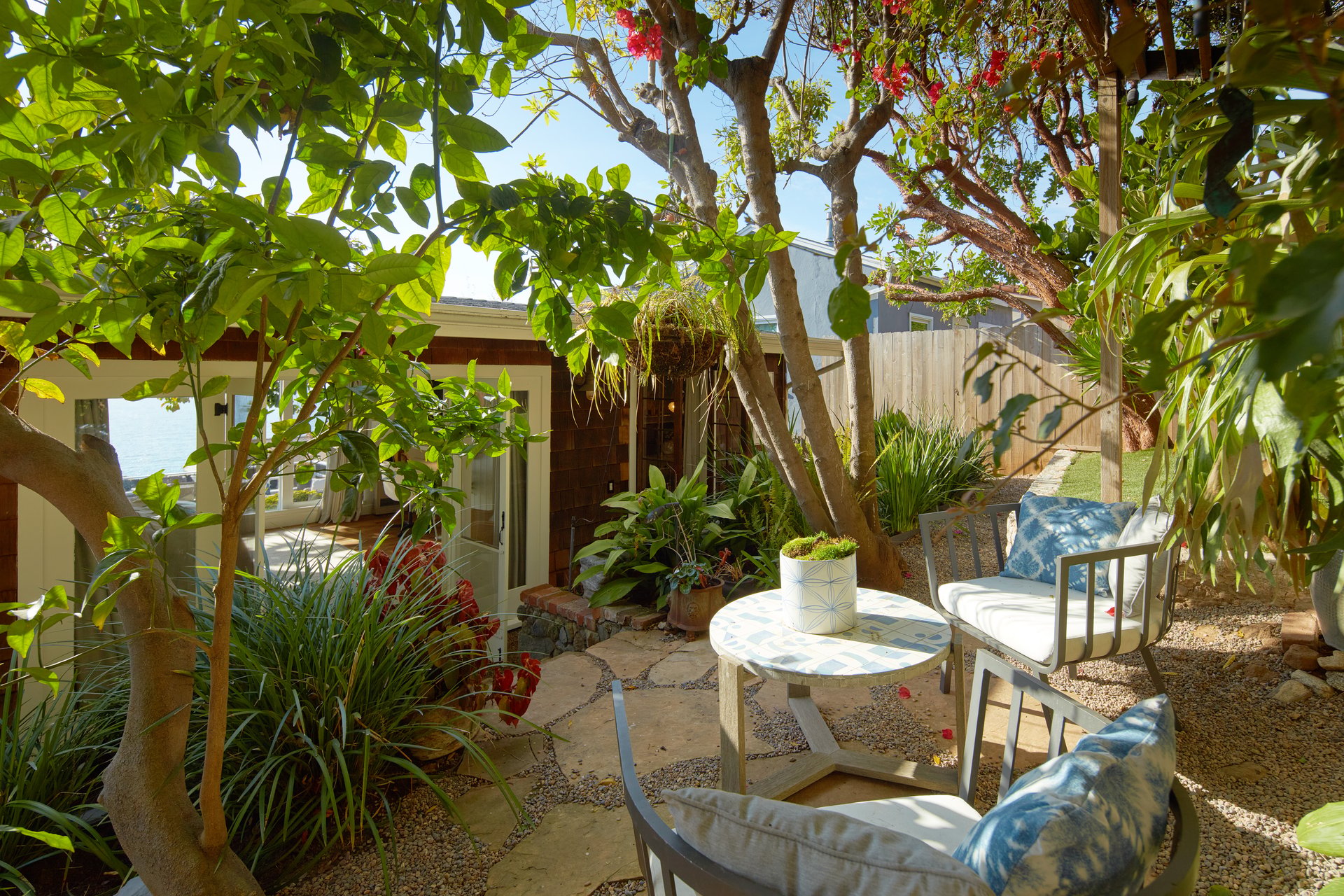 2972 Rounsevel Terrace