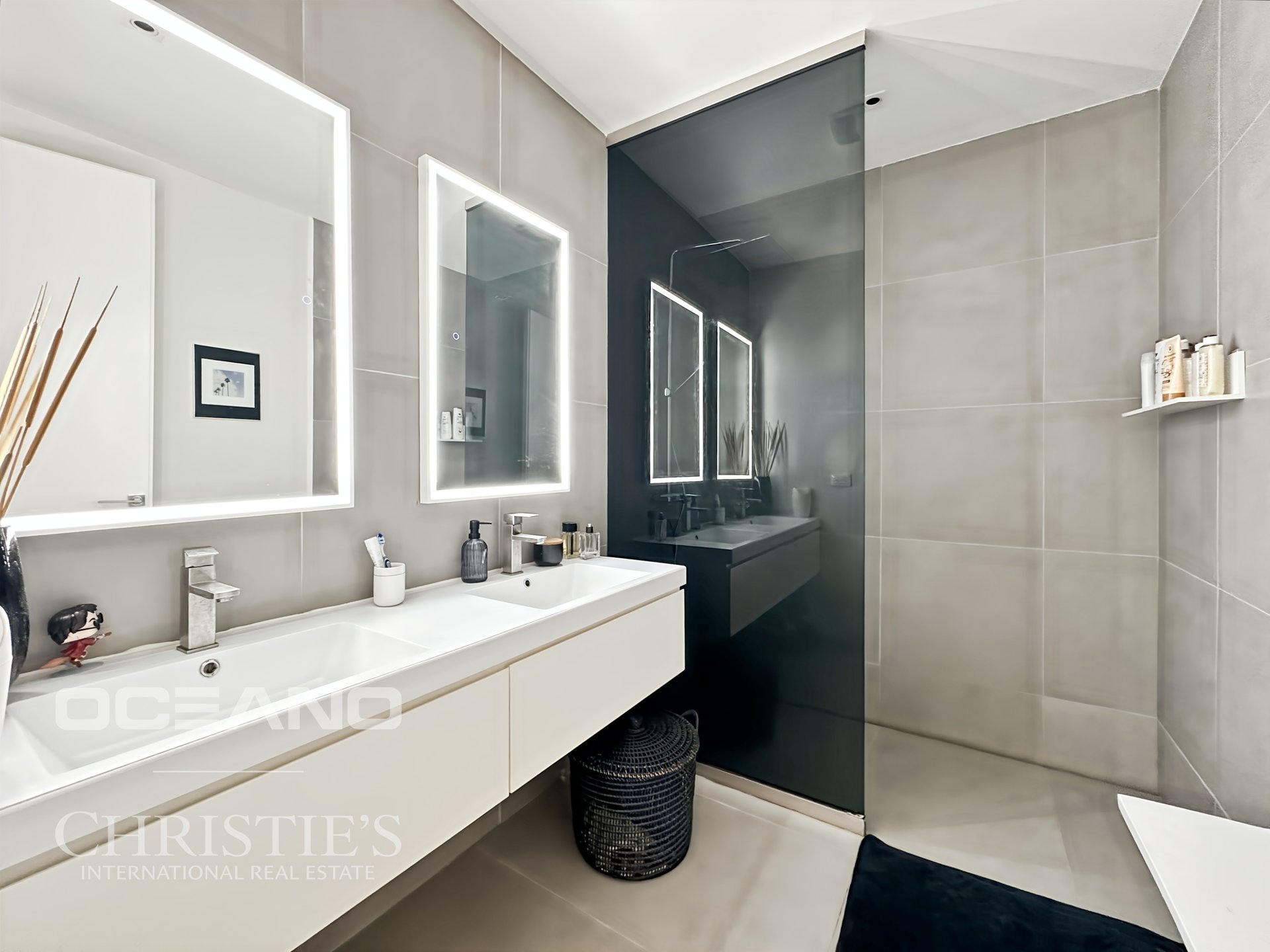 Huma Residence — 3-Bedroom Apartment in Maho