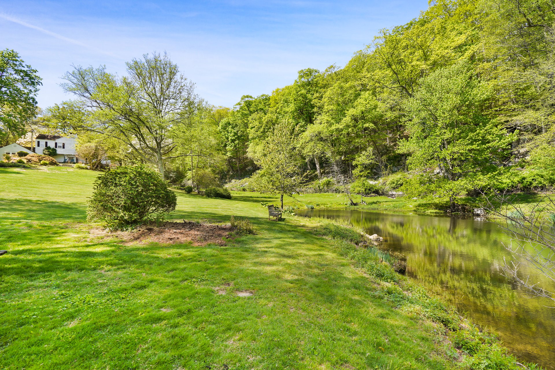 123 & 135 Mianus River Road