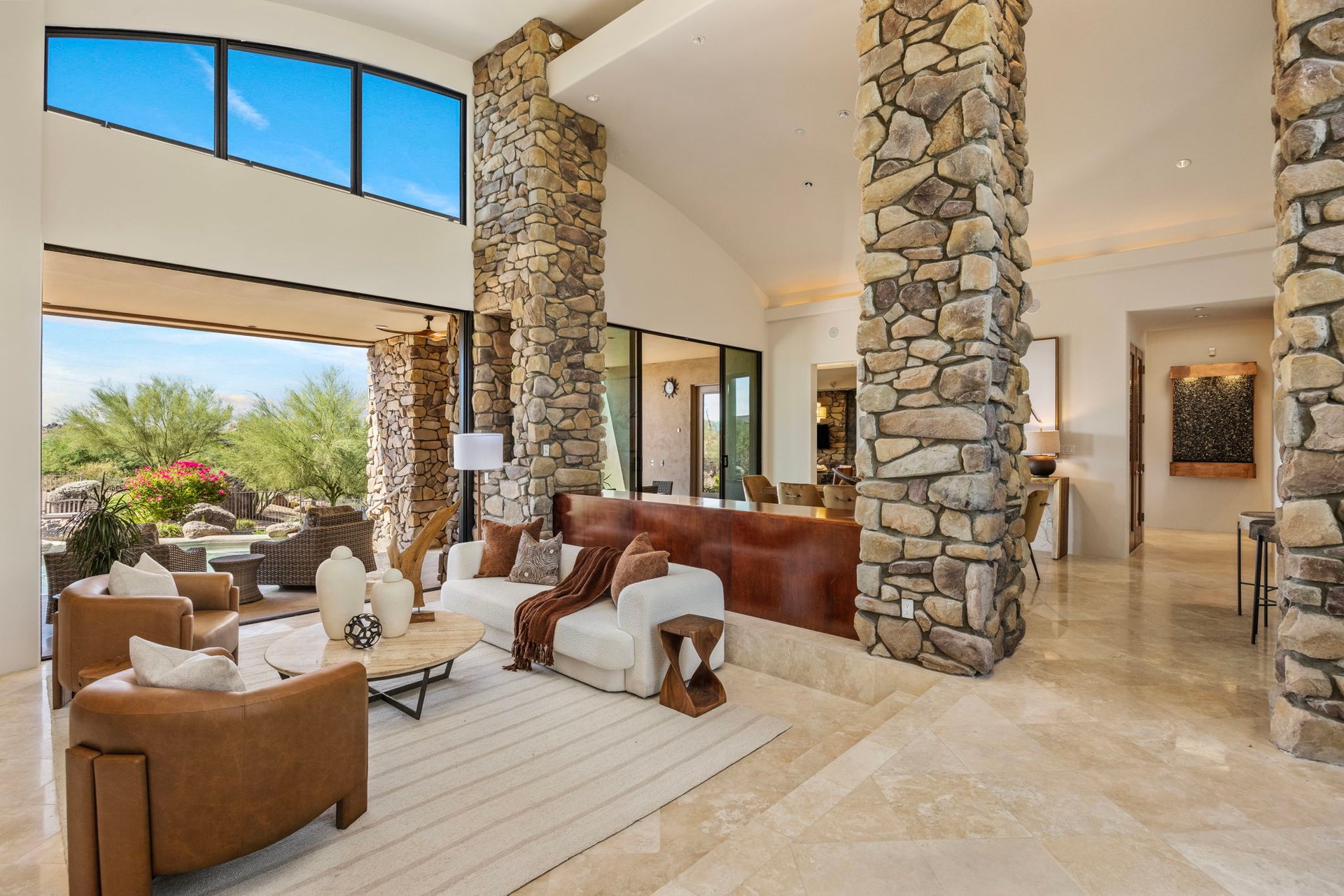 11087 E Harris Hawk Trail