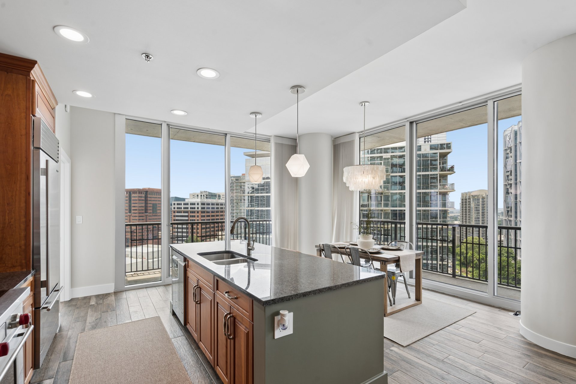 1080 Peachtree Street NE Unit 1711
