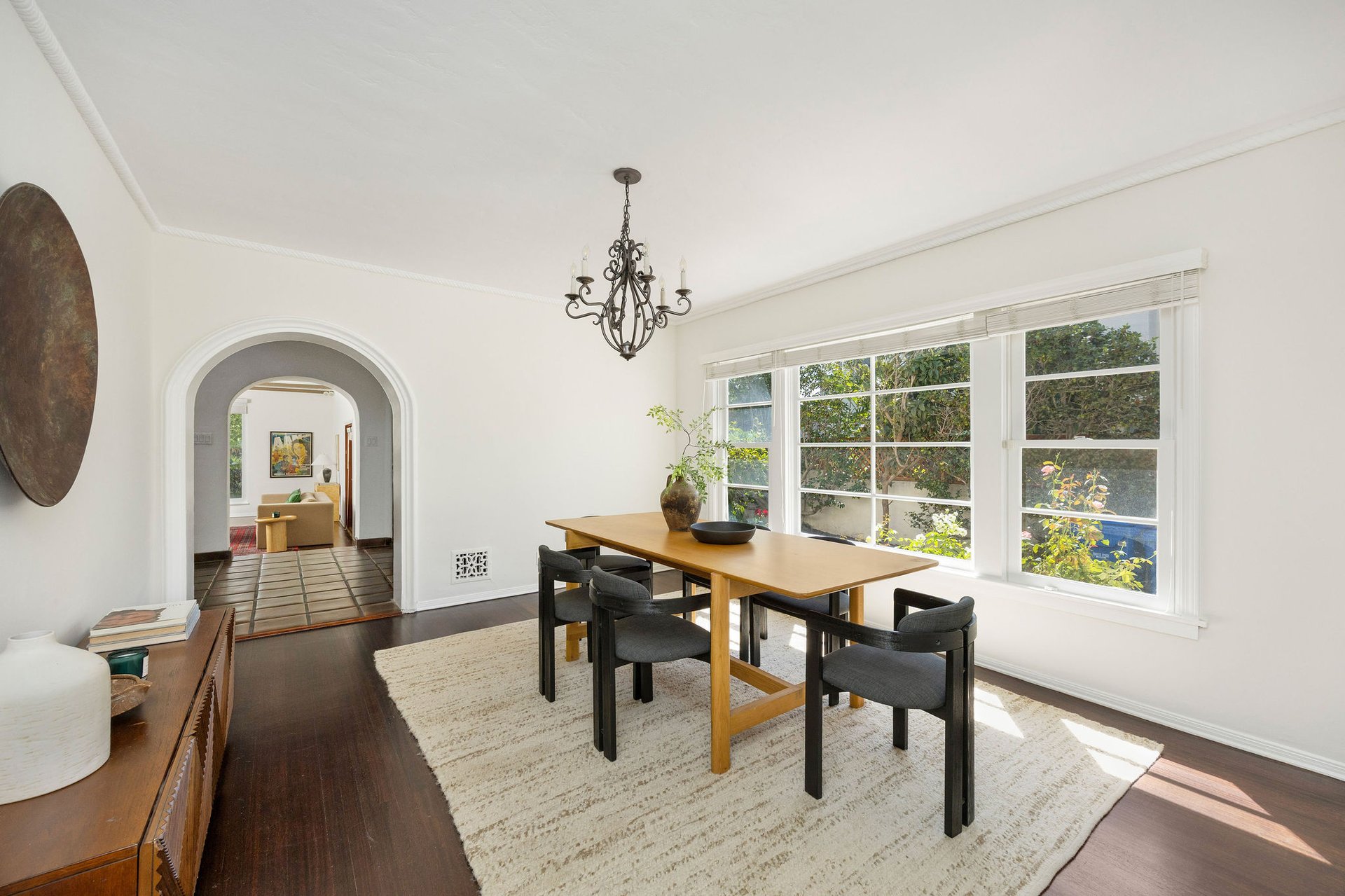 157 S. Fuller Ave