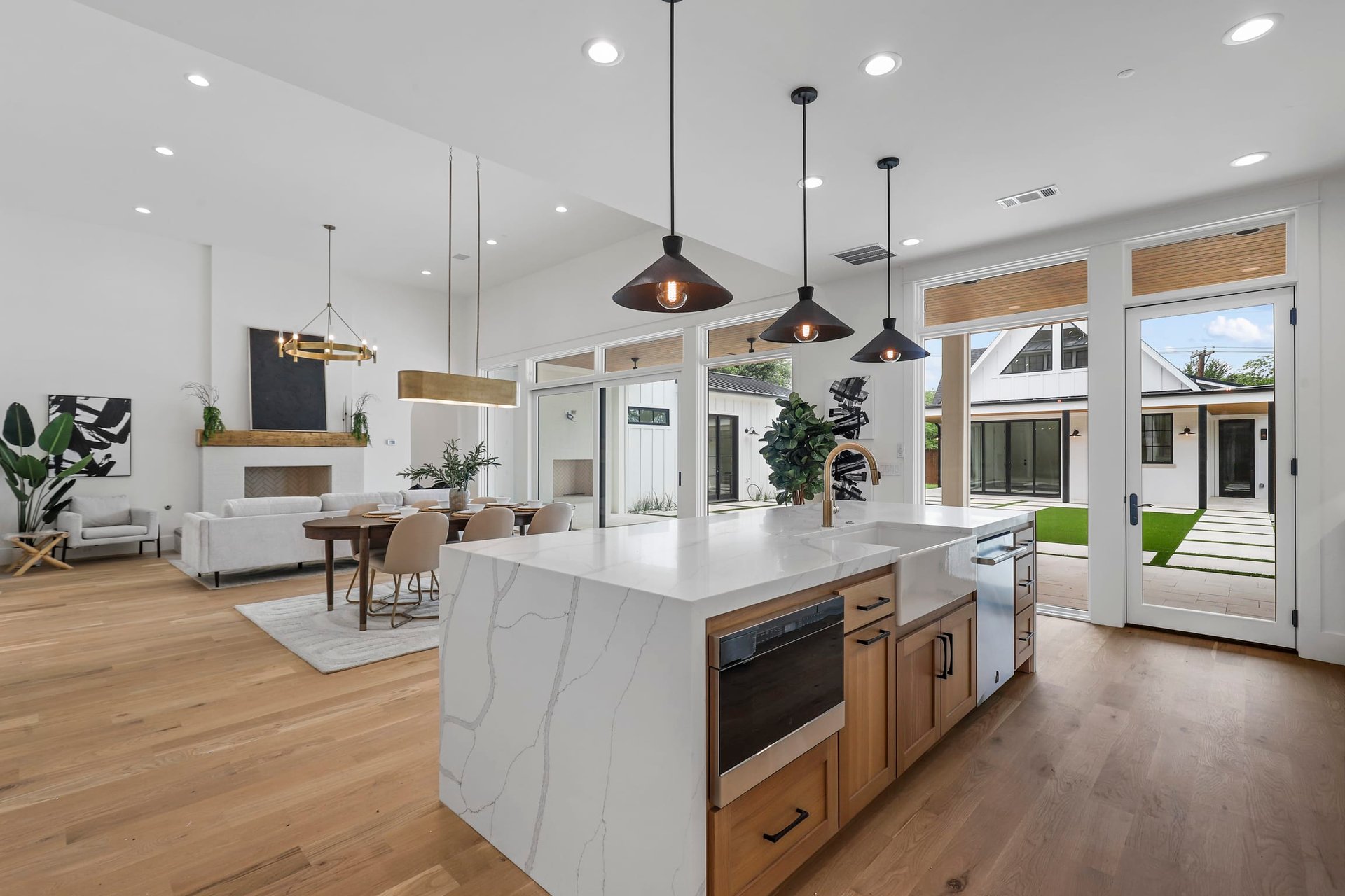 109 Crestwood